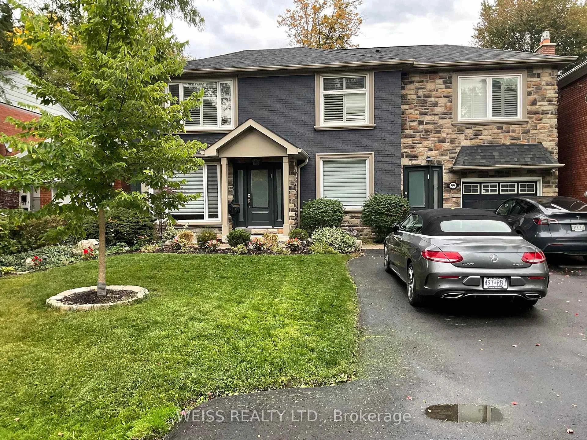 Front of Unit B, 55 Addington Avenue