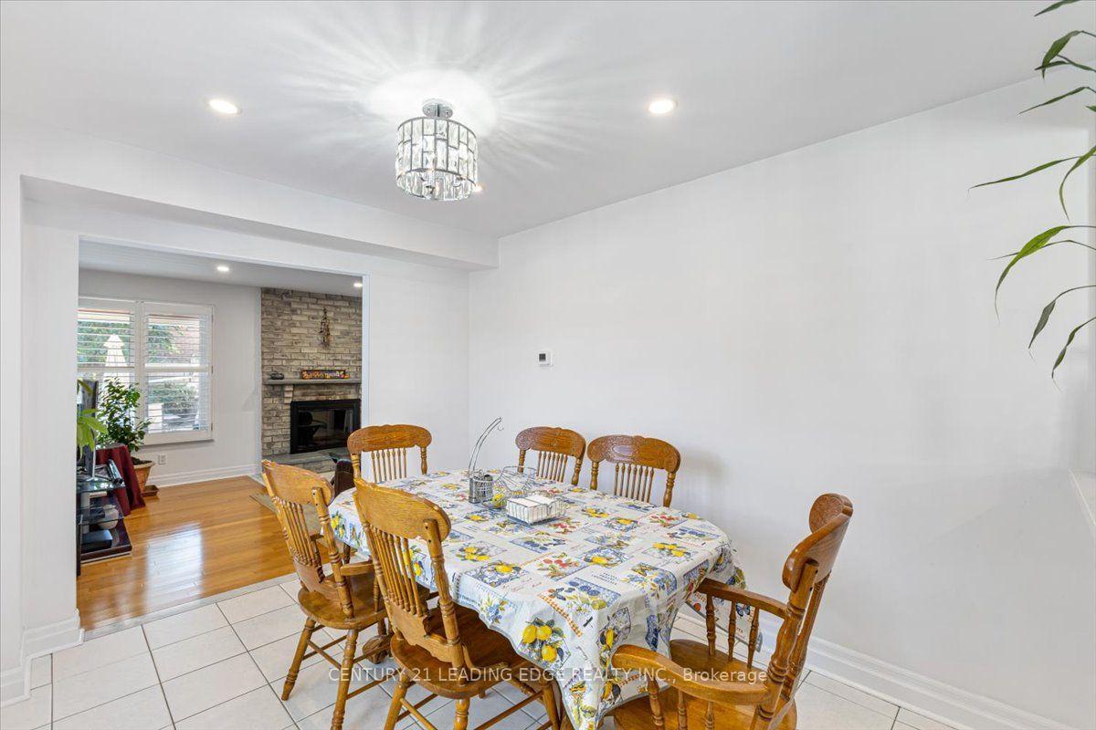 Photo 7 of 69 Parkinson Road, Markham, Markham Village — HOMEH
