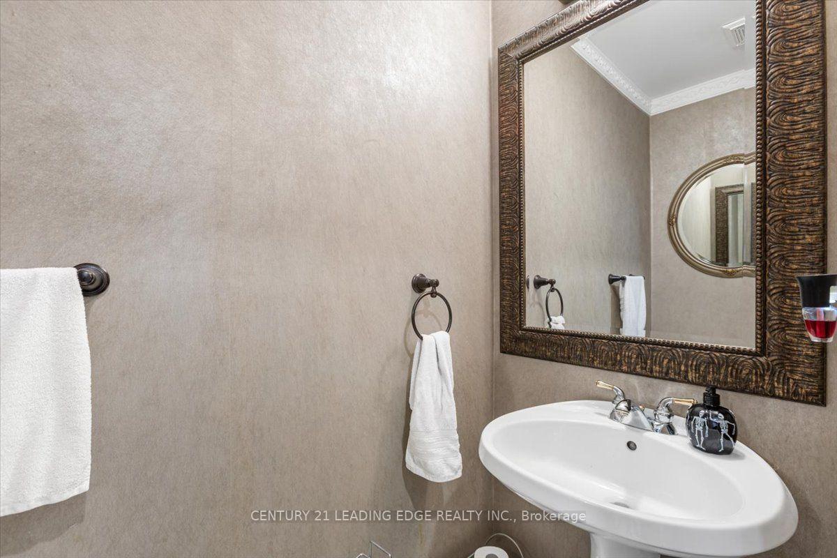 Photo 10 of 69 Parkinson Road, Markham, Markham Village — HOMEH