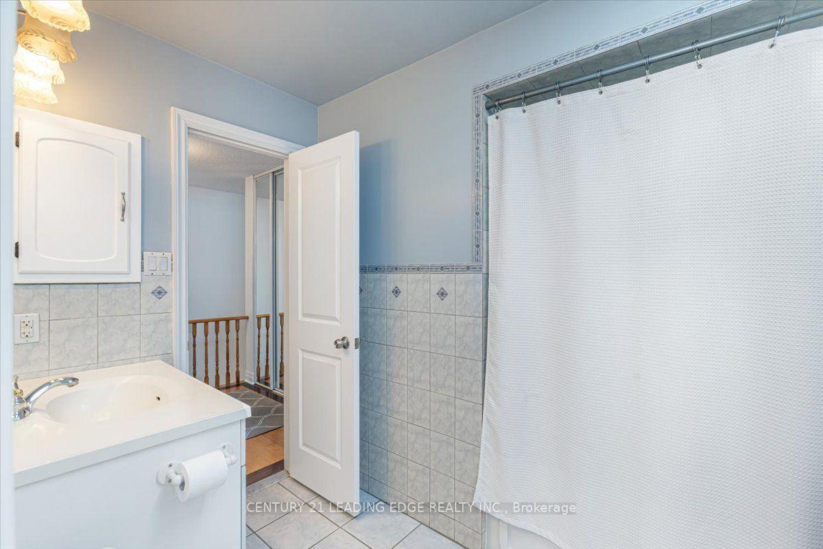 Photo 14 of 69 Parkinson Road, Markham, Markham Village — HOMEH