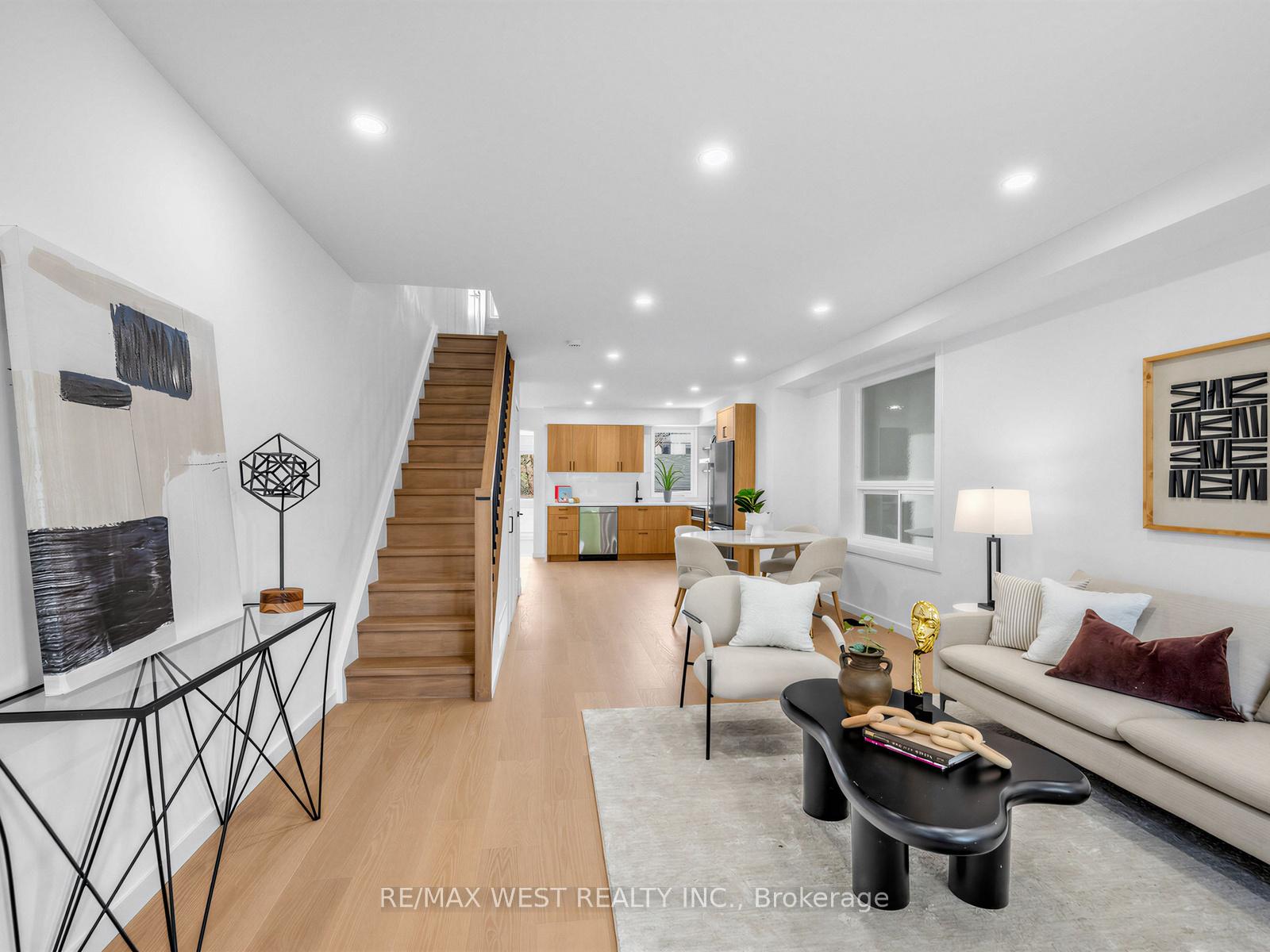Photo 4 of 67 Day Avenue, Toronto, Corso Italia-Davenport — HOMEH