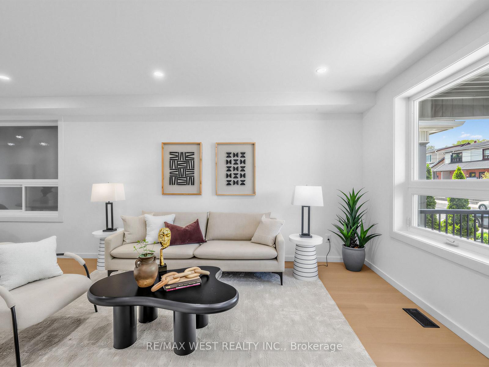 Photo 5 of 67 Day Avenue, Toronto, Corso Italia-Davenport — HOMEH