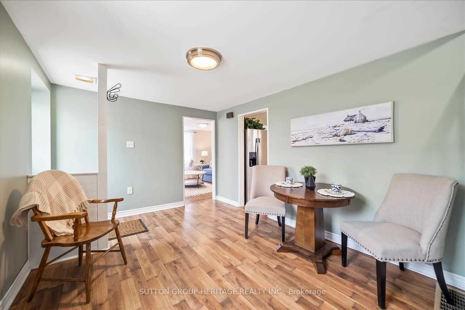 Photo 3 of 1612 Dufferin Street, Whitby, Port Whitby — HOMEH