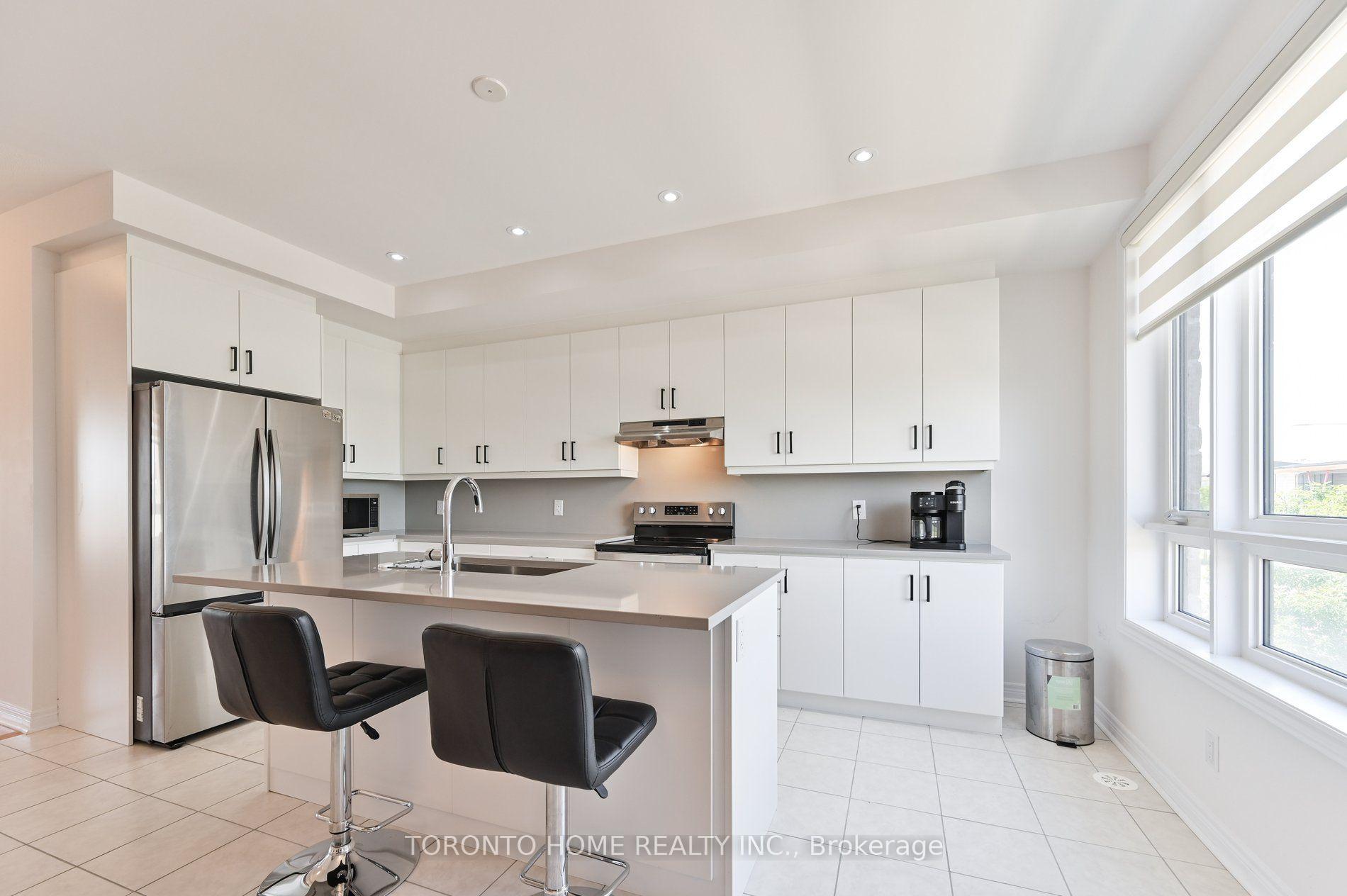 Photo 15 of 113 Mumbai Drive, Markham, Middlefield — HOMEH