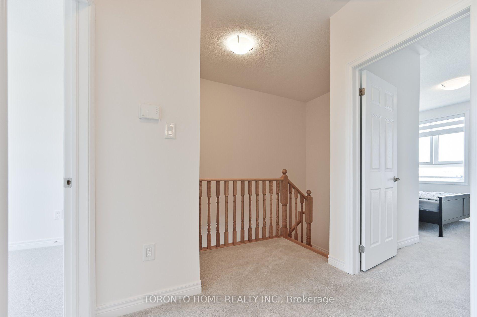 Photo 23 of 113 Mumbai Drive, Markham, Middlefield — HOMEH