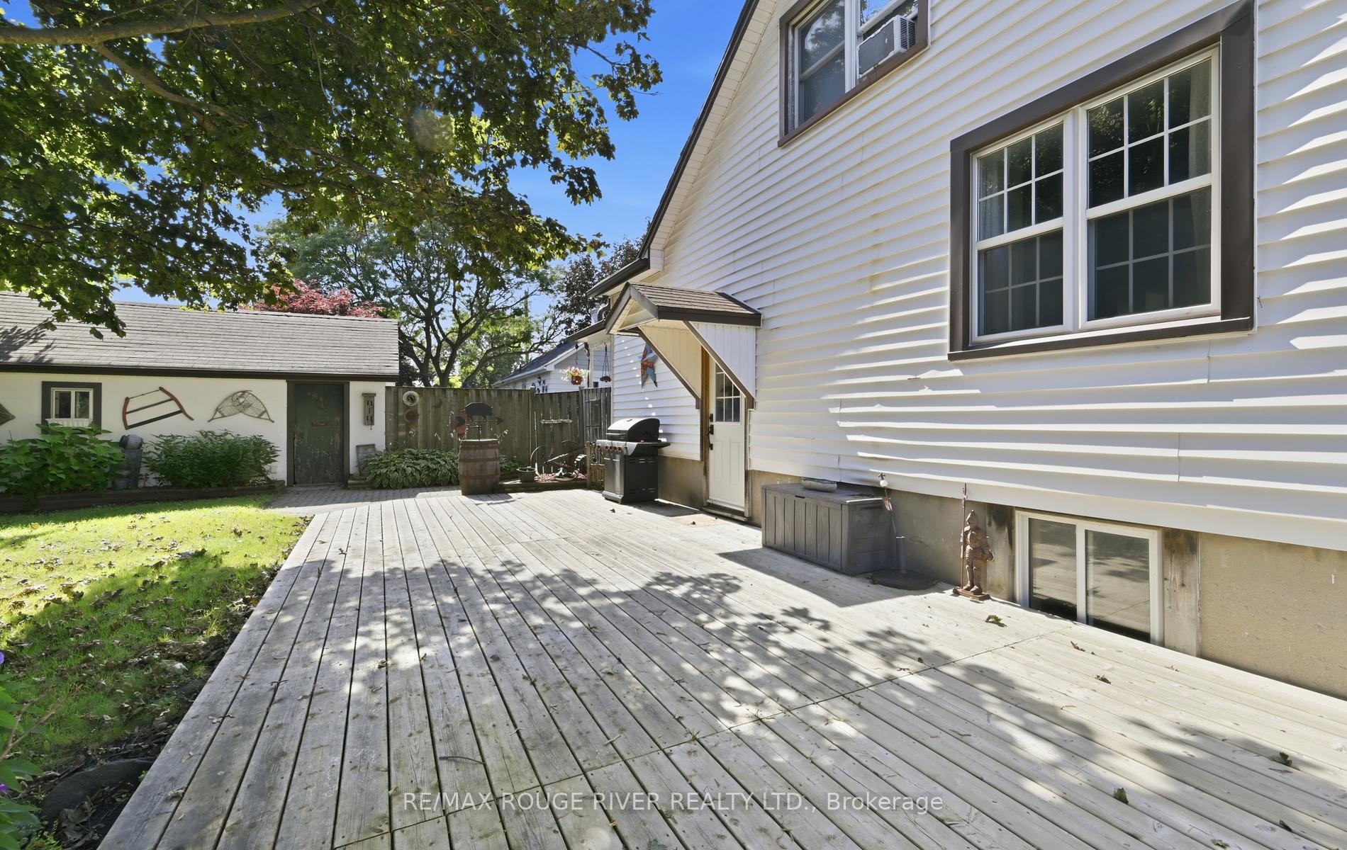 Photo 73 of 303 Burns Street E, Whitby, Downtown Whitby — HOMEH