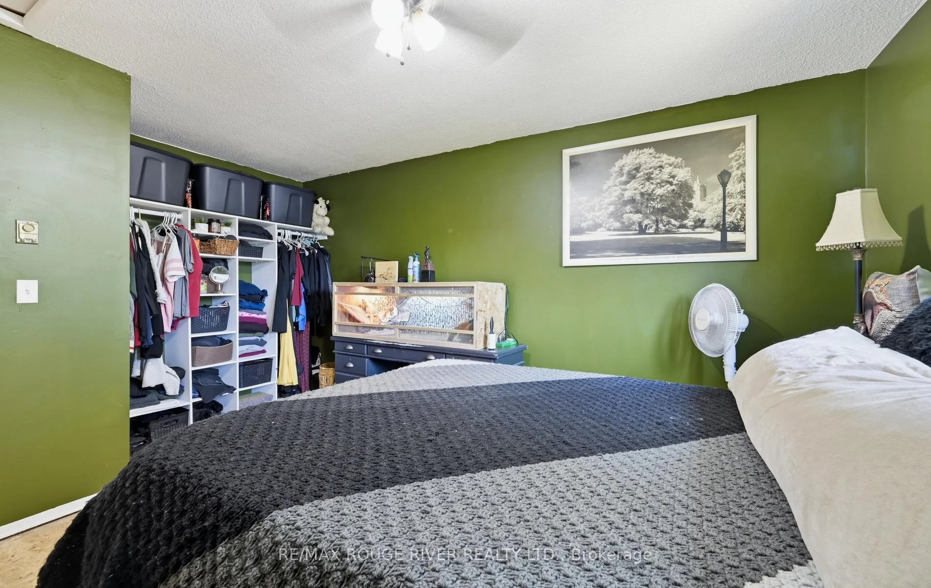 Photo 13 of 303 Burns Street E, Whitby, Downtown Whitby — HOMEH