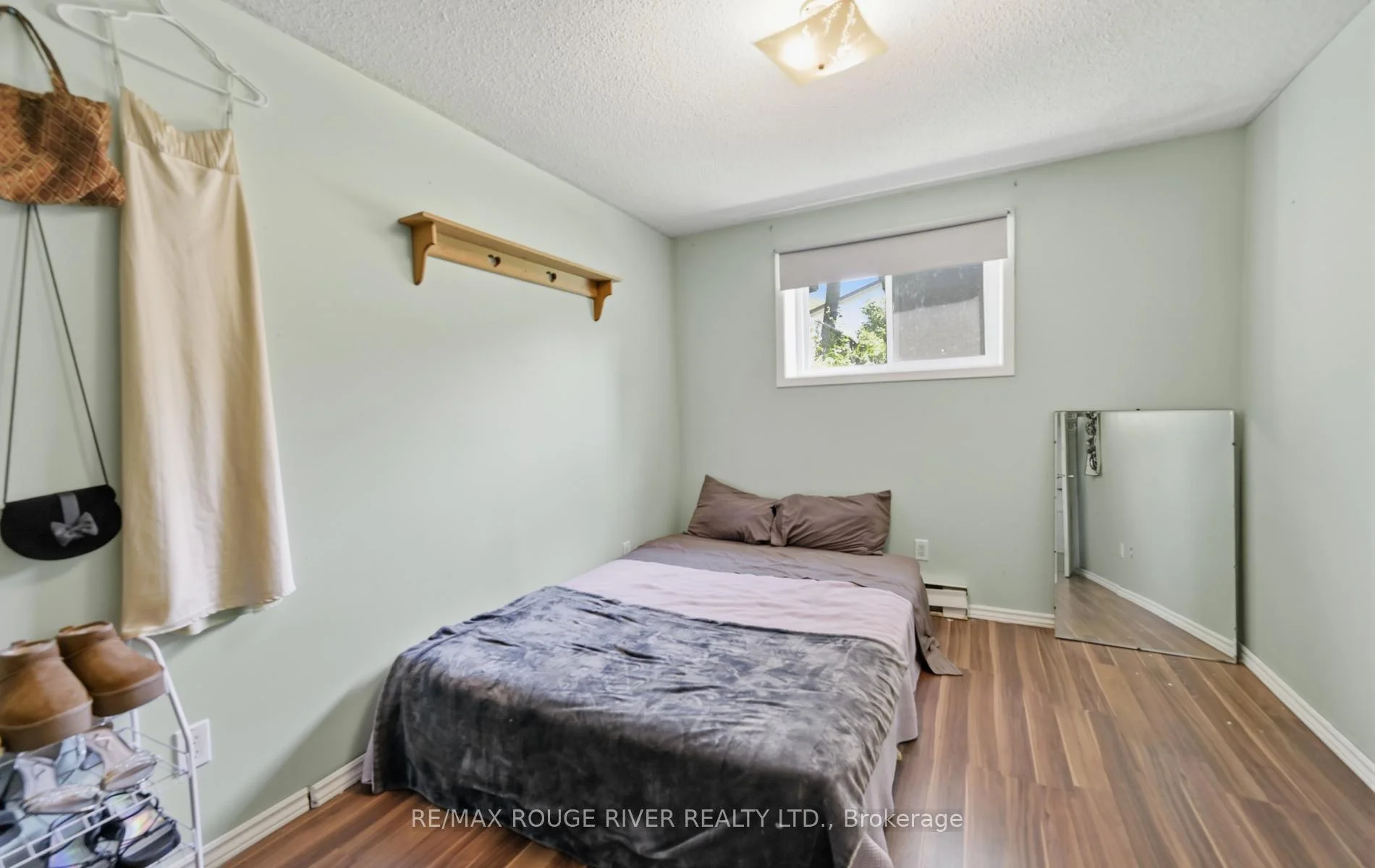 Photo 18 of 303 Burns Street E, Whitby, Downtown Whitby — HOMEH