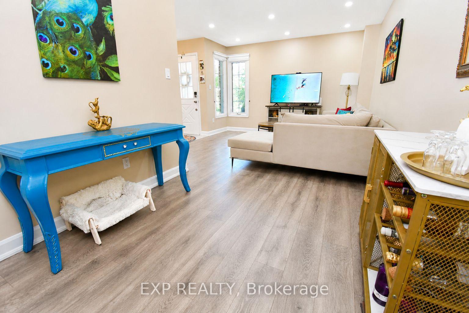 Photo 9 of Unit 2, 165 Kozlov Street, Barrie, West Bayfield — HOMEH