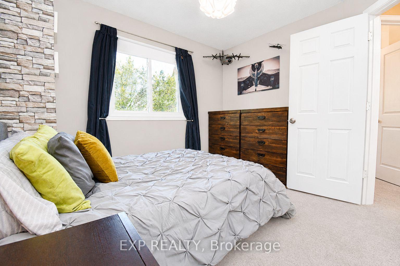 Photo 20 of Unit 2, 165 Kozlov Street, Barrie, West Bayfield — HOMEH