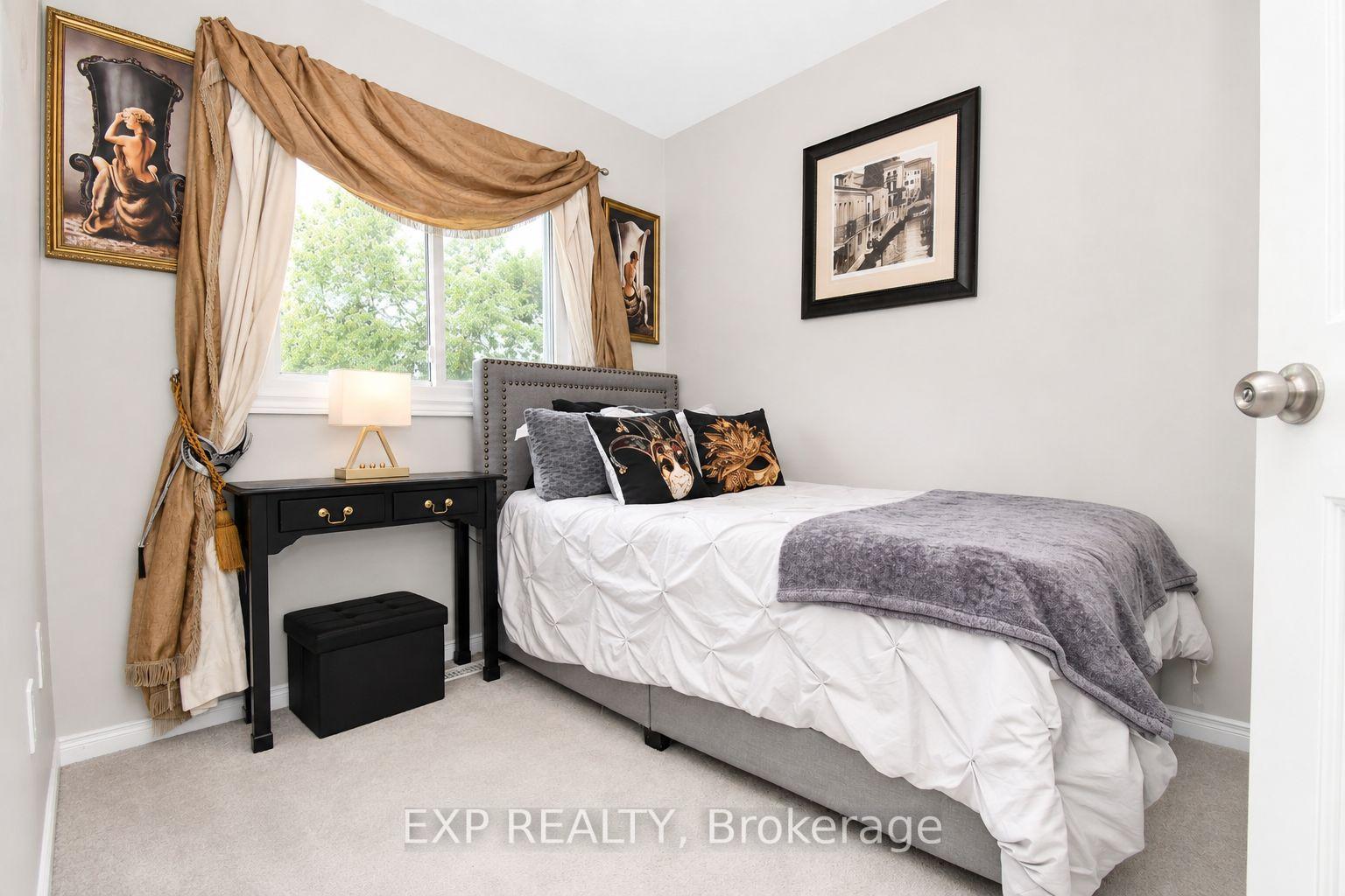 Photo 22 of Unit 2, 165 Kozlov Street, Barrie, West Bayfield — HOMEH