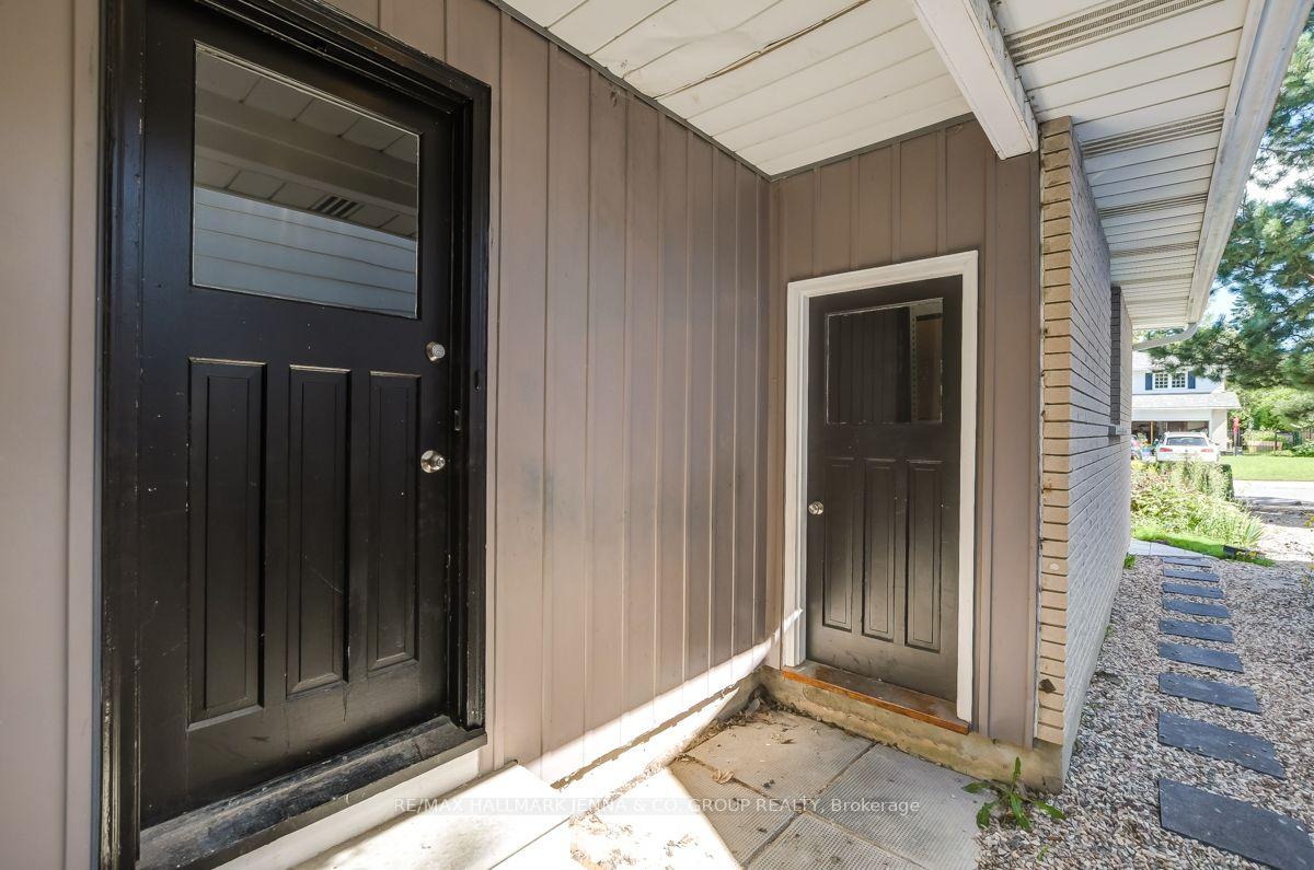 Photo 5 of 21 B St Remy Drive, Ottawa, Barrhaven - Pheasant Run — HOMEH