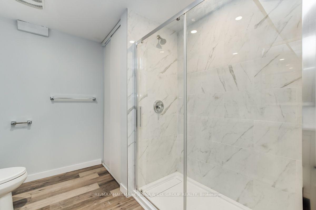 Photo 15 of 21 B St Remy Drive, Ottawa, Barrhaven - Pheasant Run — HOMEH