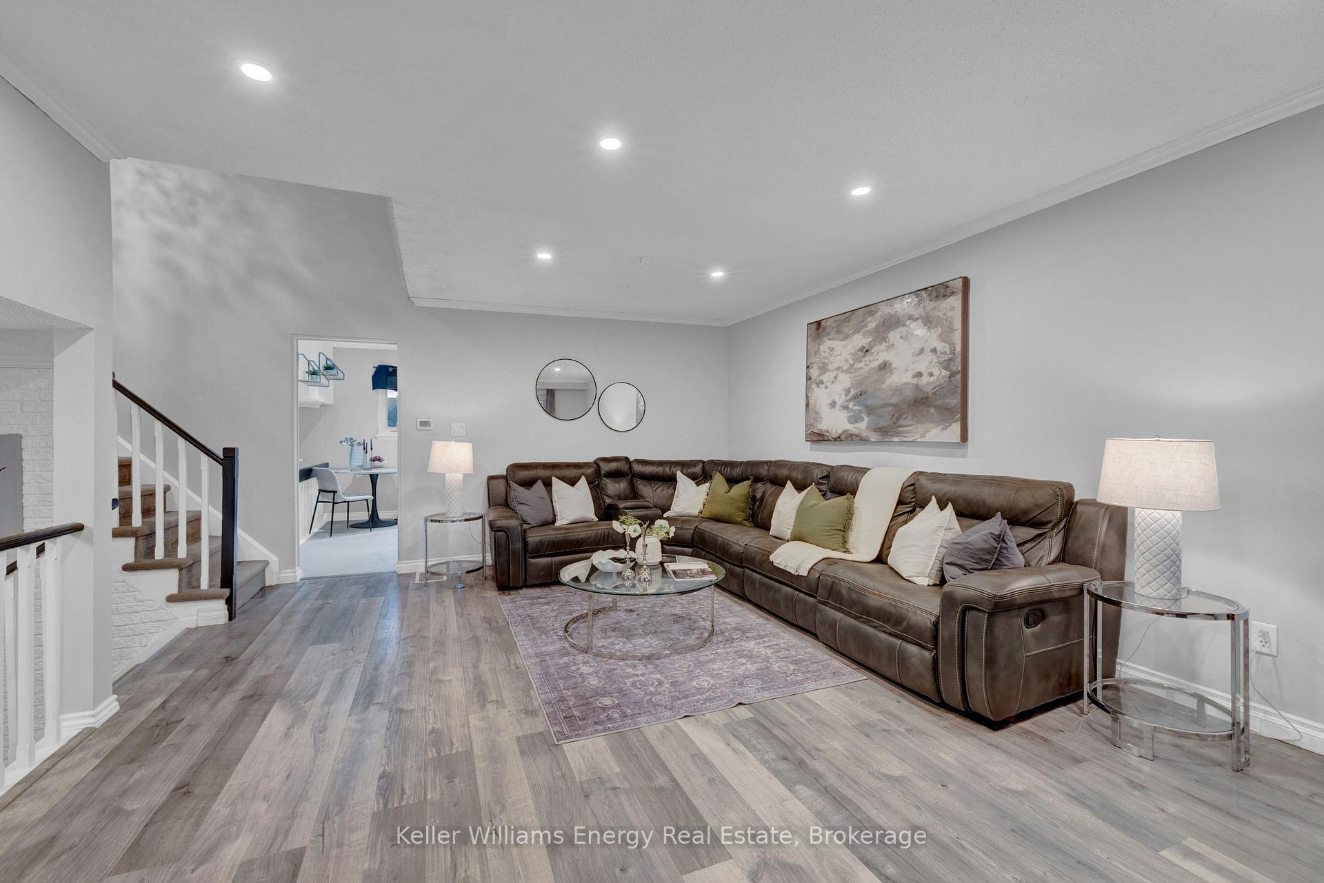 Photo 12 of 38 Spry Avenue, Clarington, Bowmanville — HOMEH