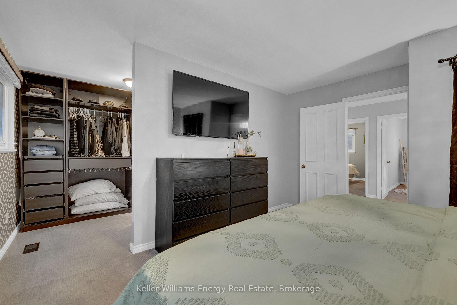 Photo 26 of 38 Spry Avenue, Clarington, Bowmanville — HOMEH