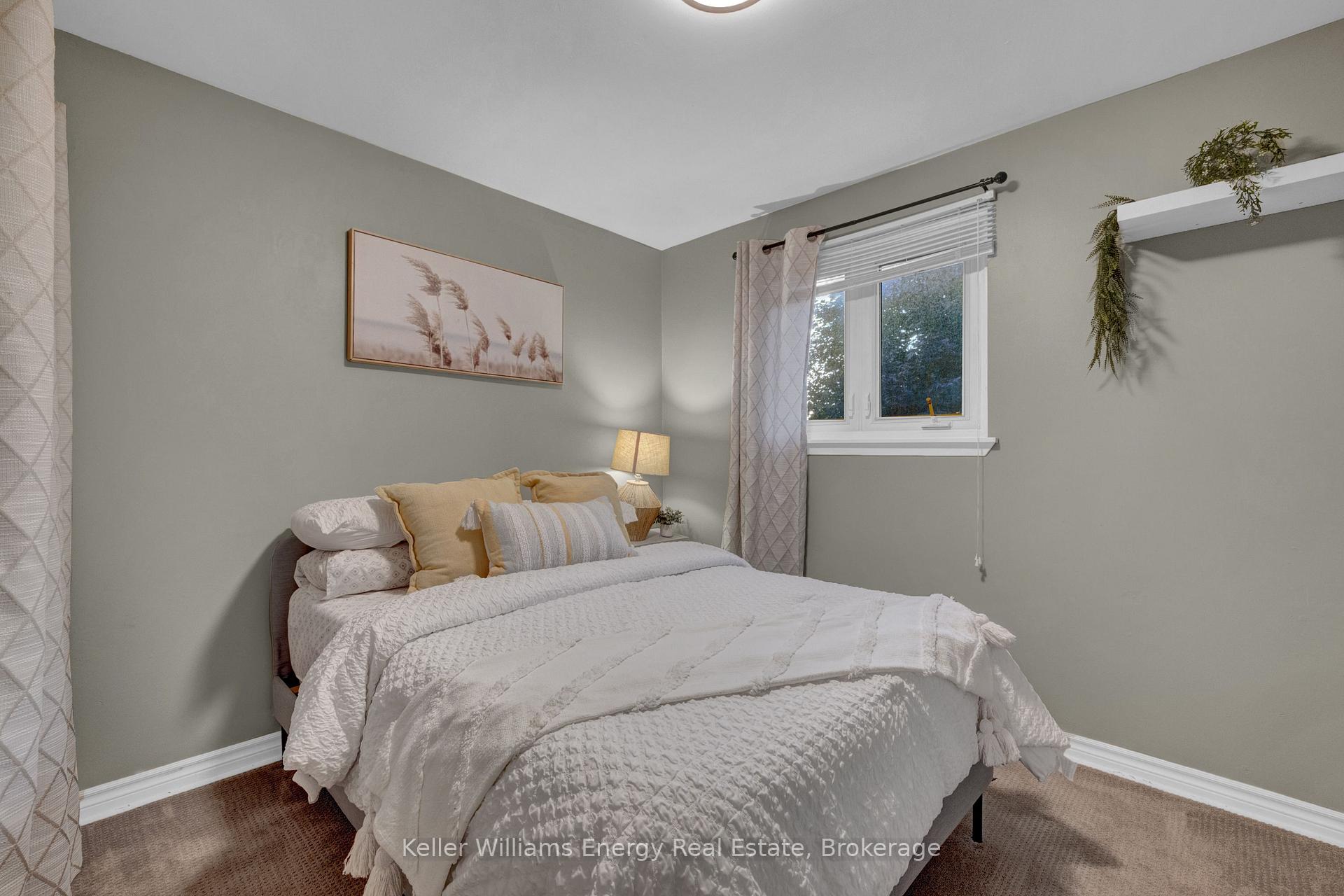 Photo 30 of 38 Spry Avenue, Clarington, Bowmanville — HOMEH