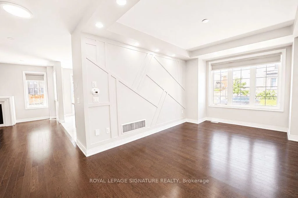 Photo 4 of 2634 Sapphire Drive, Pickering, Rural Pickering — HOMEH