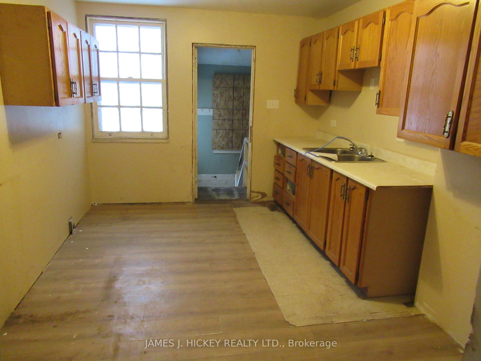 Photo 6 of 10 Iberville Street, Deep River, Deep River — HOMEH