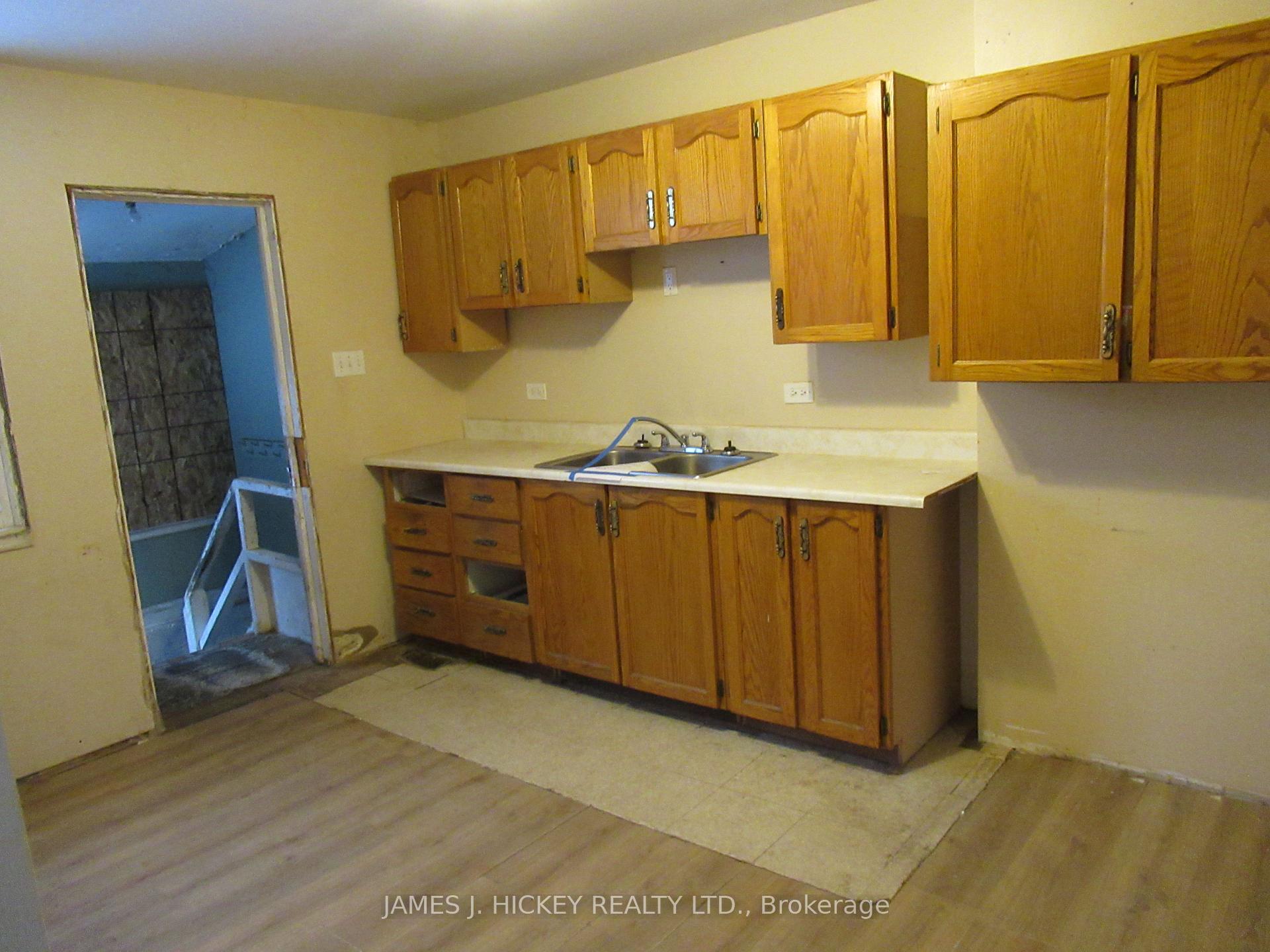 Photo 7 of 10 Iberville Street, Deep River, Deep River — HOMEH