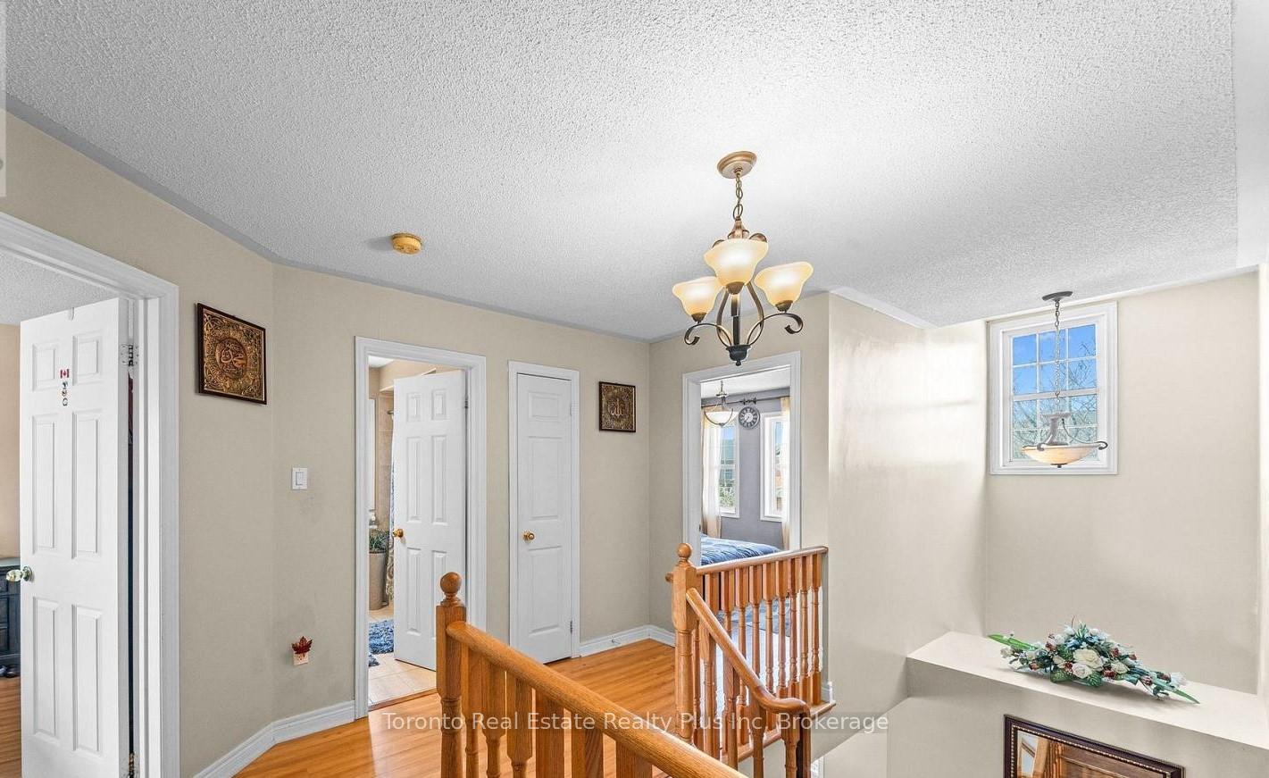 Photo 4 of 17 Calderstone Road, Brampton, Bram East — HOMEH