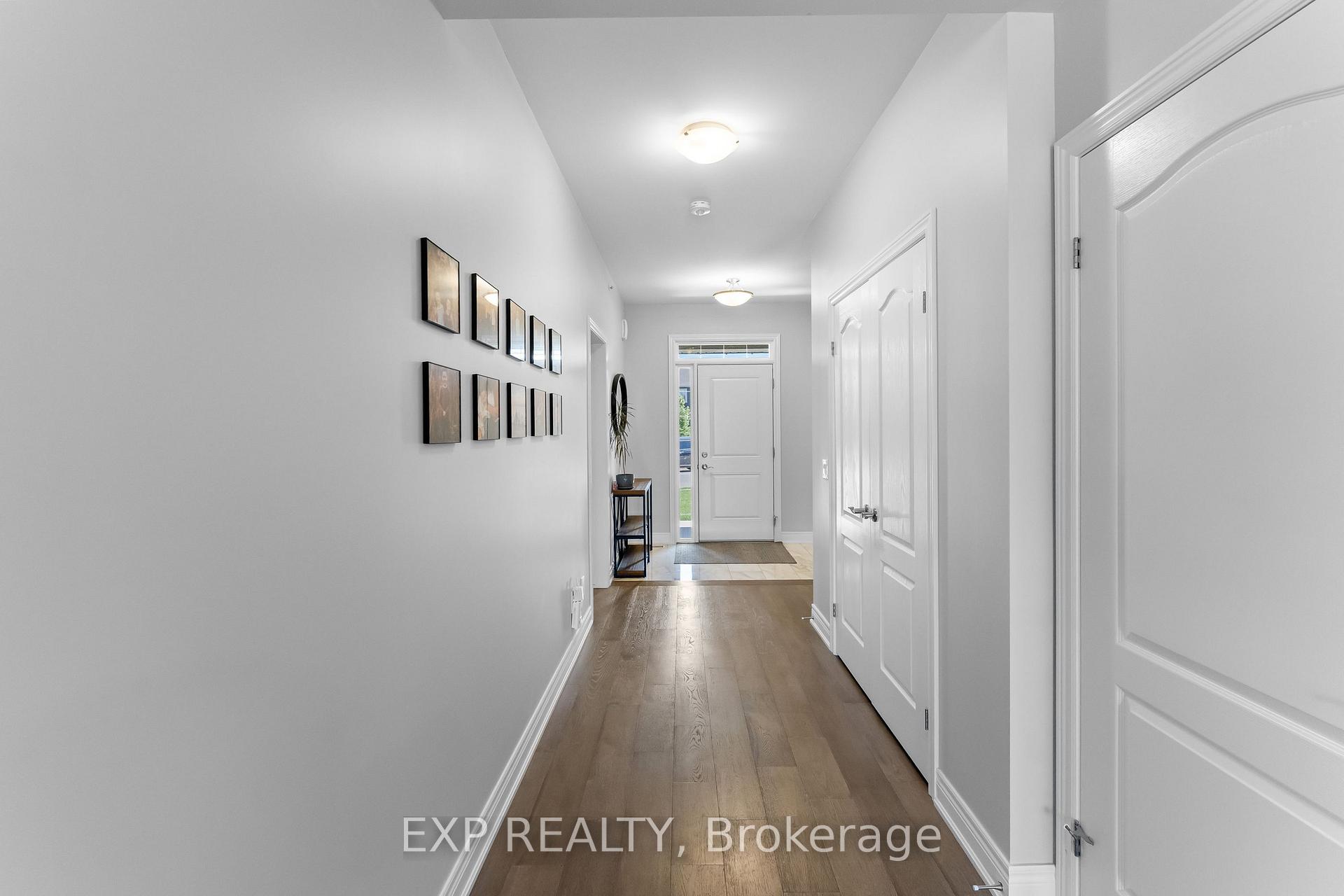 Photo 8 of 27 Corbin Street, St. Catharines, Oakdale — HOMEH