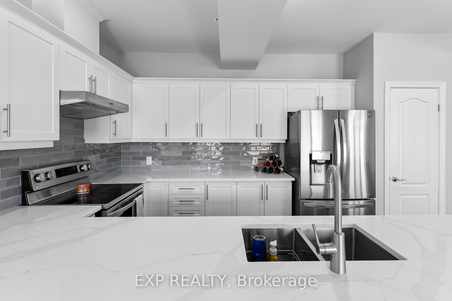 Photo 10 of 27 Corbin Street, St. Catharines, Oakdale — HOMEH