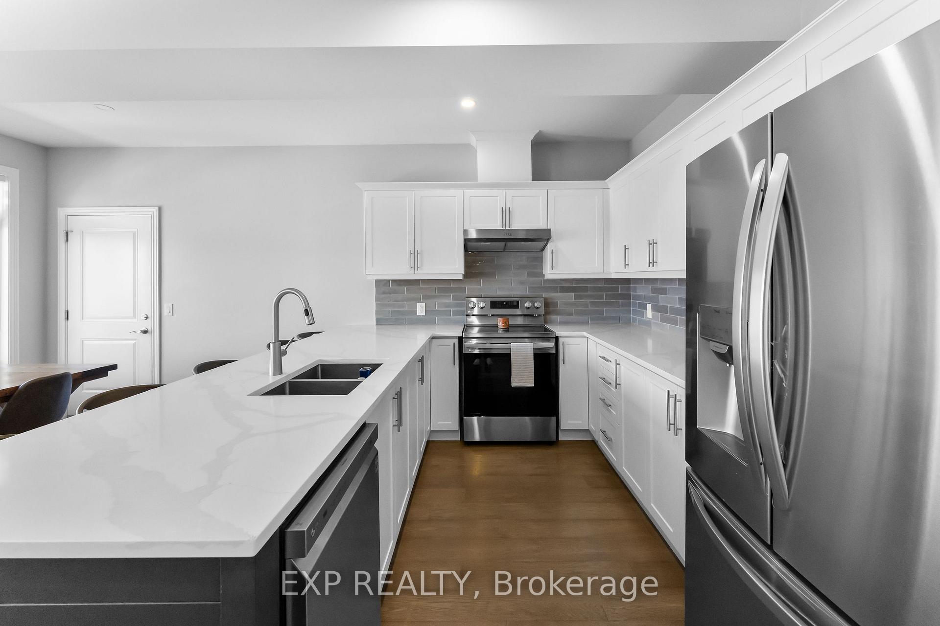Photo 12 of 27 Corbin Street, St. Catharines, Oakdale — HOMEH