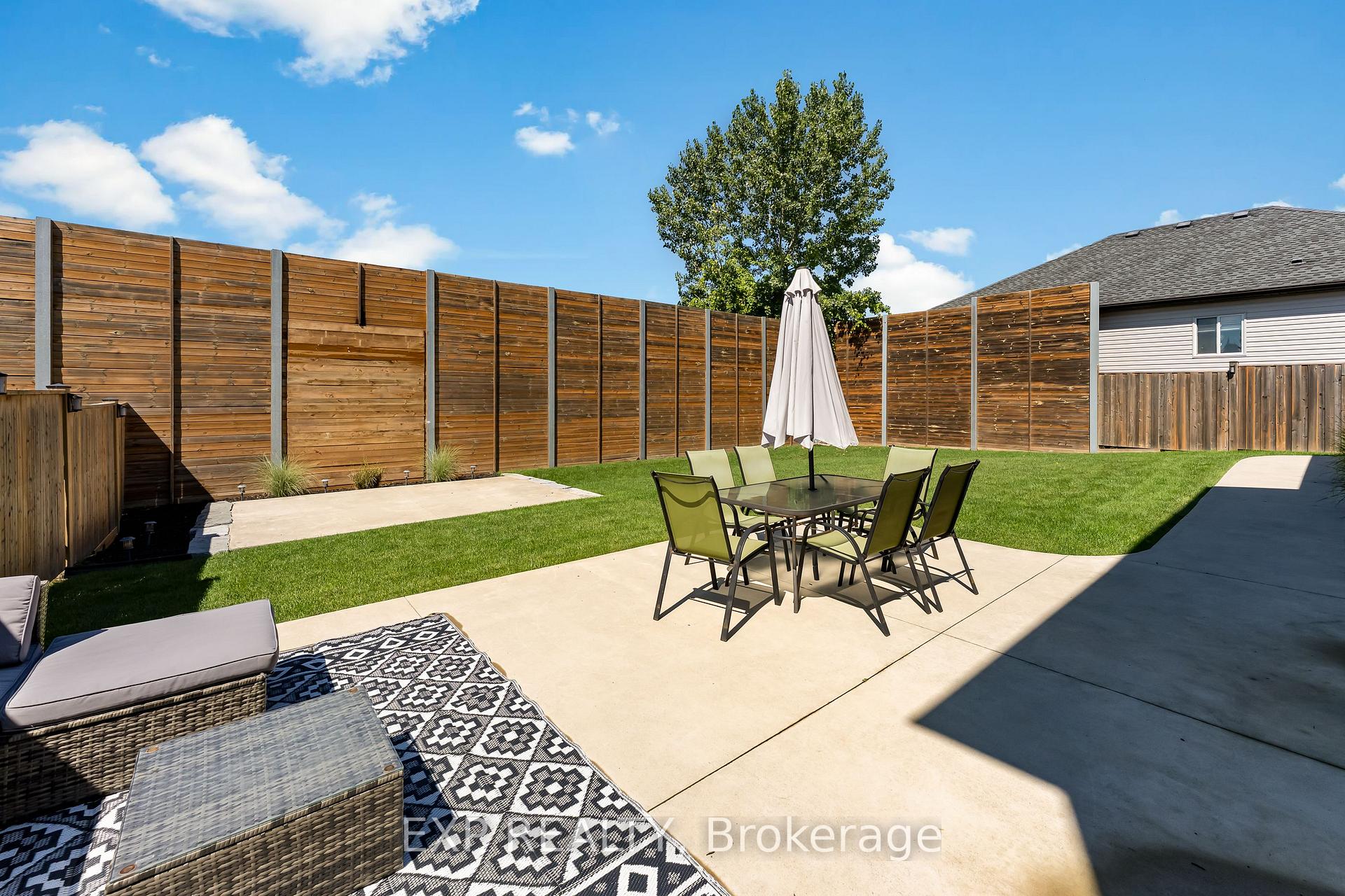 Photo 34 of 27 Corbin Street, St. Catharines, Oakdale — HOMEH
