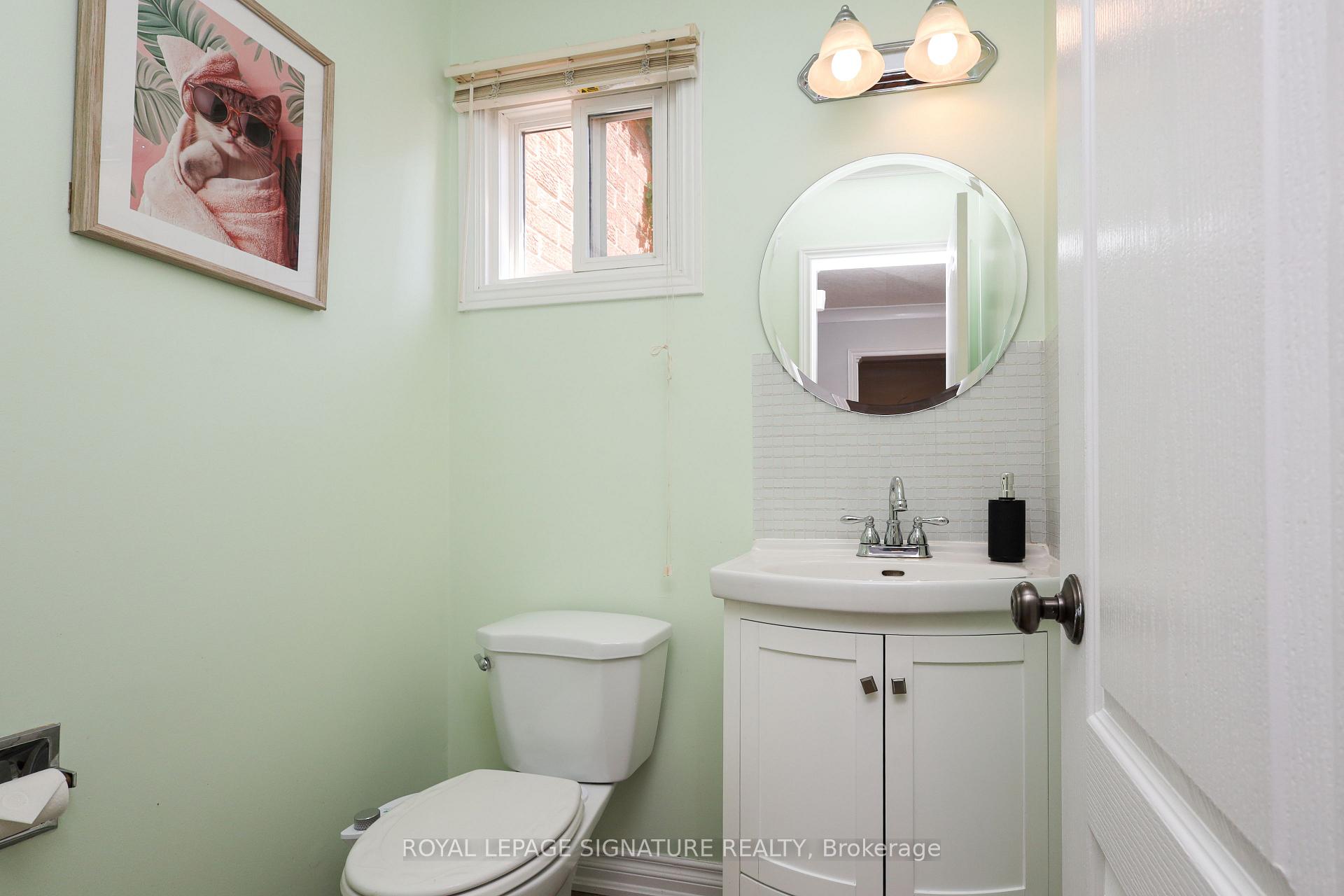 Photo 19 of 37 Oleander Crescent, Brampton, Heart Lake East — HOMEH