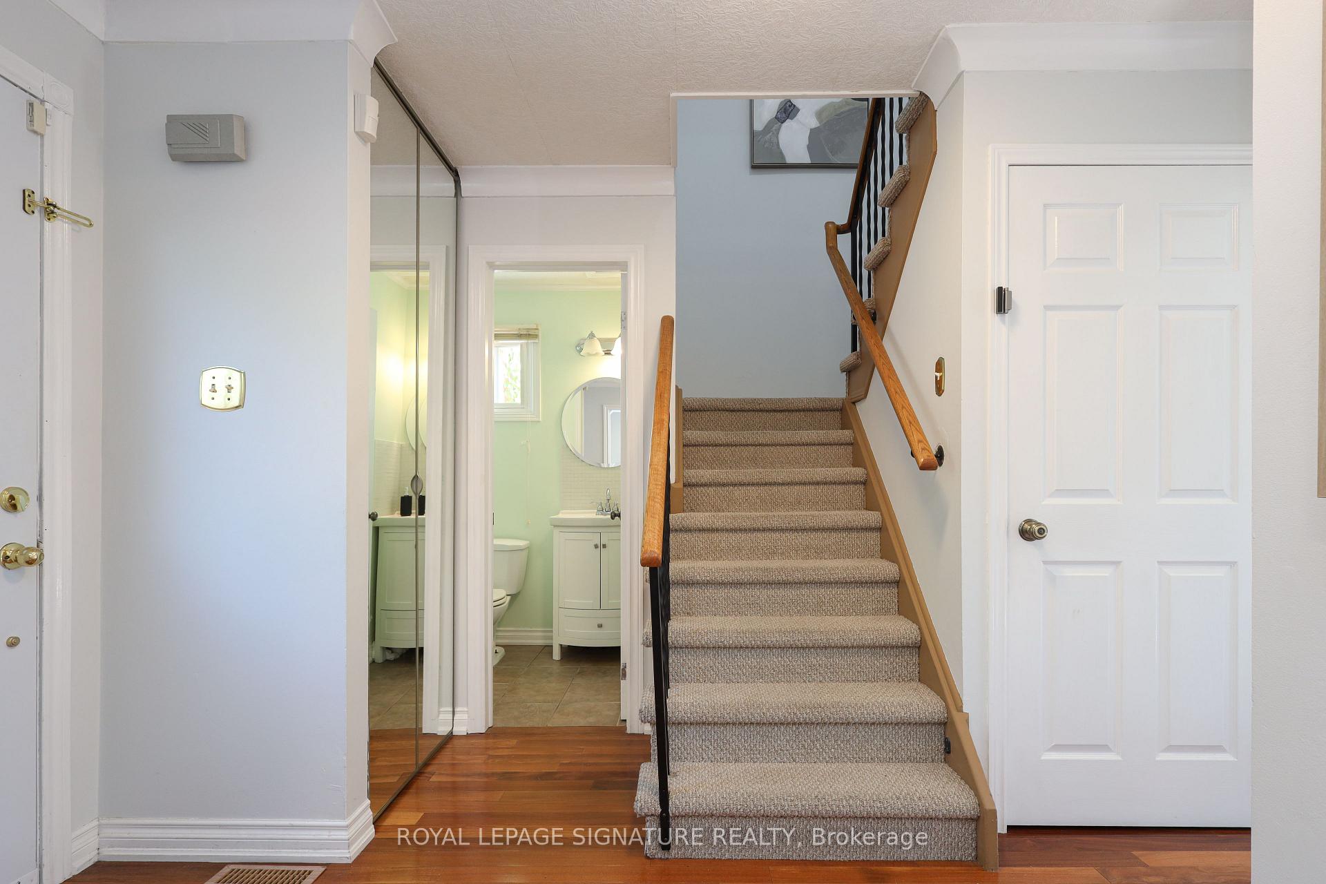 Photo 20 of 37 Oleander Crescent, Brampton, Heart Lake East — HOMEH
