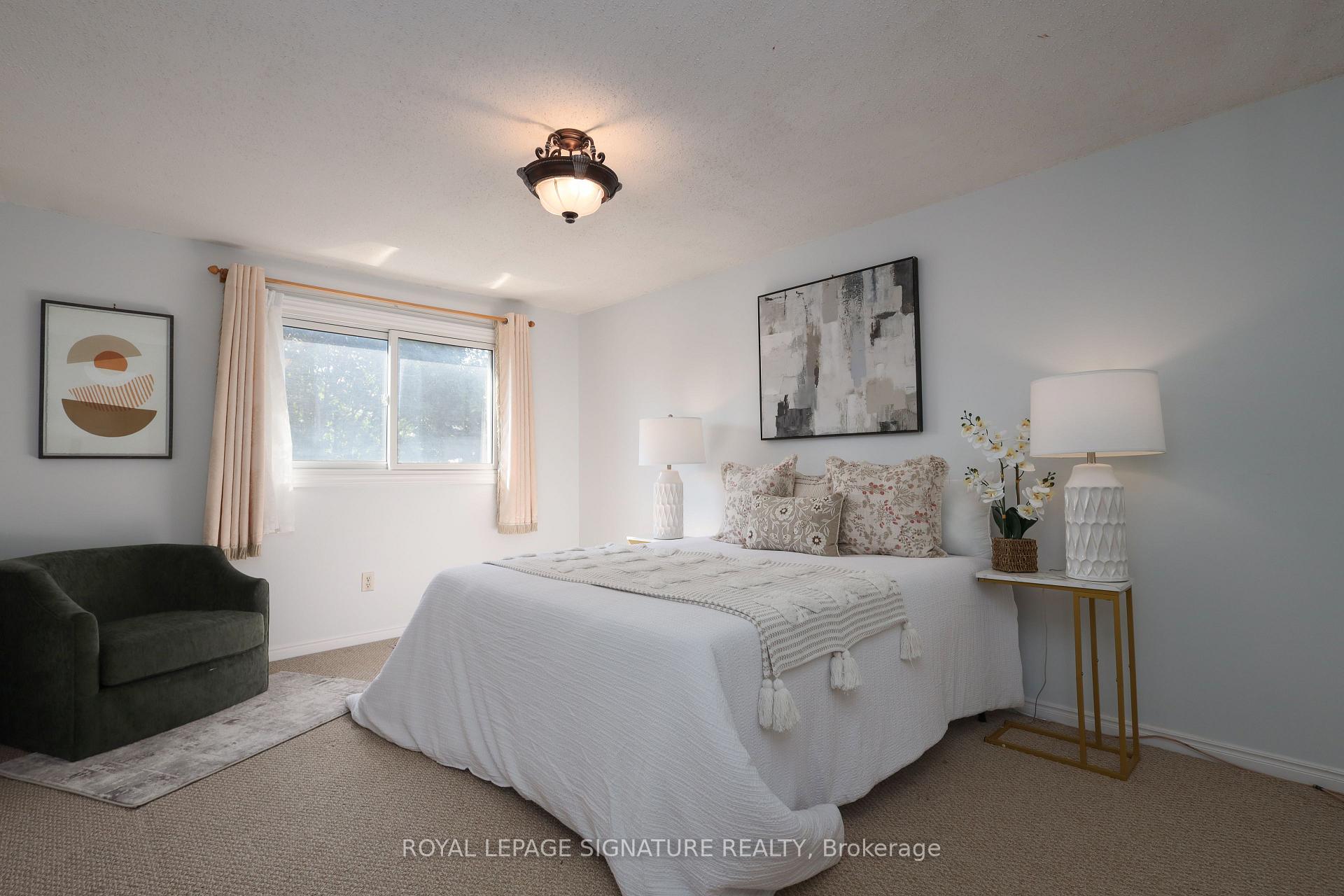 Photo 28 of 37 Oleander Crescent, Brampton, Heart Lake East — HOMEH