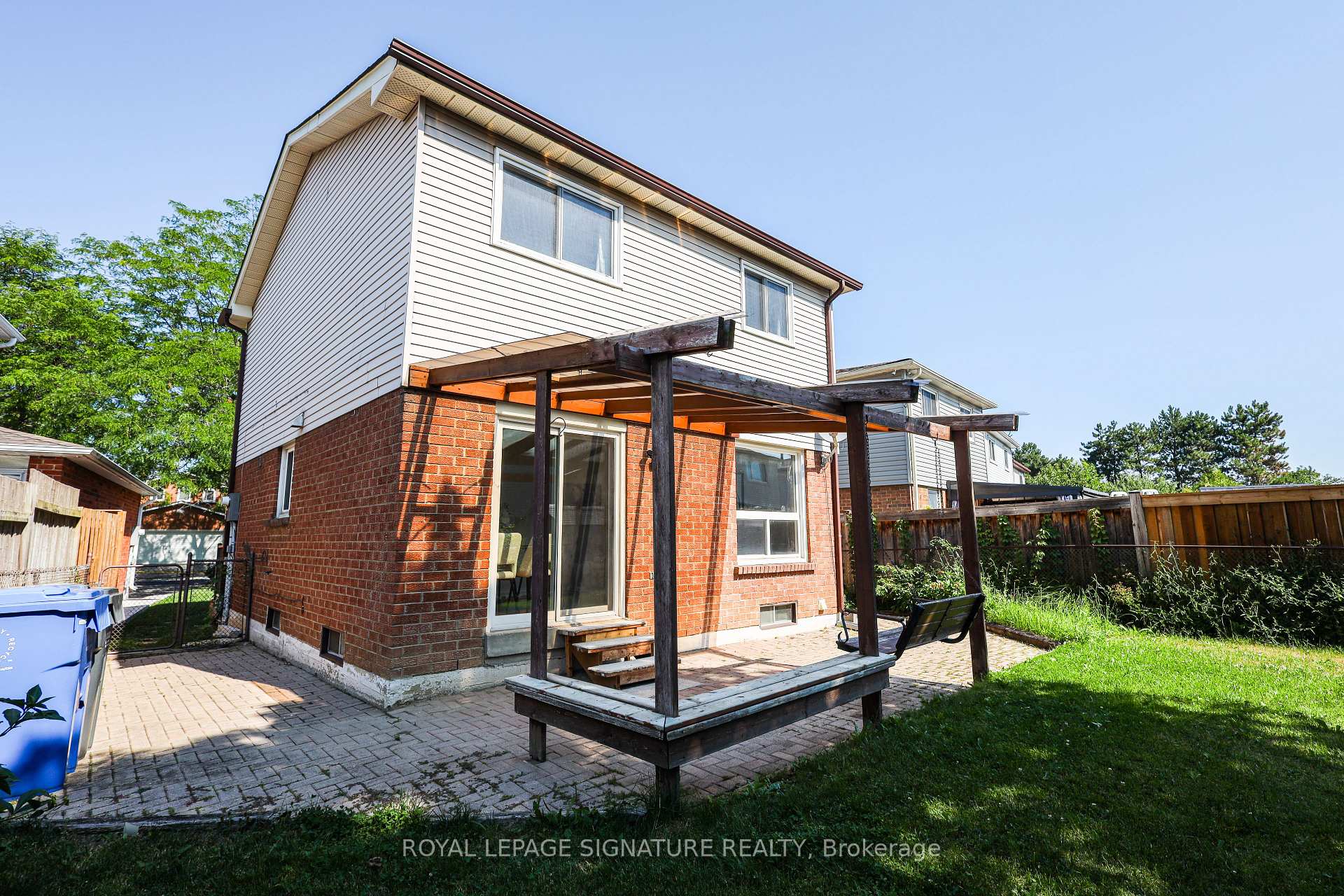 Photo 47 of 37 Oleander Crescent, Brampton, Heart Lake East — HOMEH