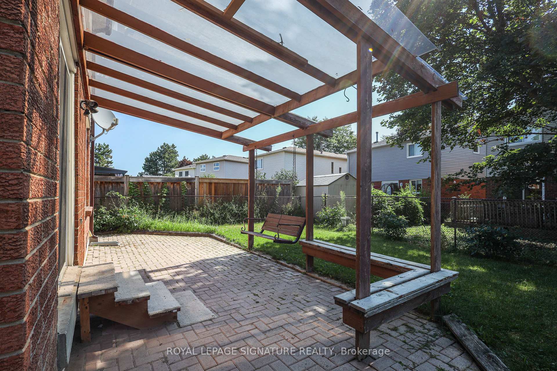 Photo 48 of 37 Oleander Crescent, Brampton, Heart Lake East — HOMEH