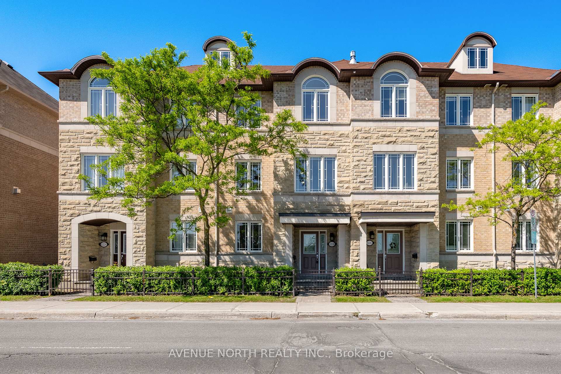 Front of 122B Centrepointe Drive