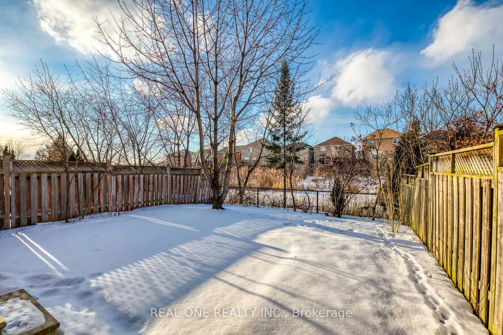 Photo 36 of 36 Tideland Drive, Brampton, Fletcher's Meadow — HOMEH