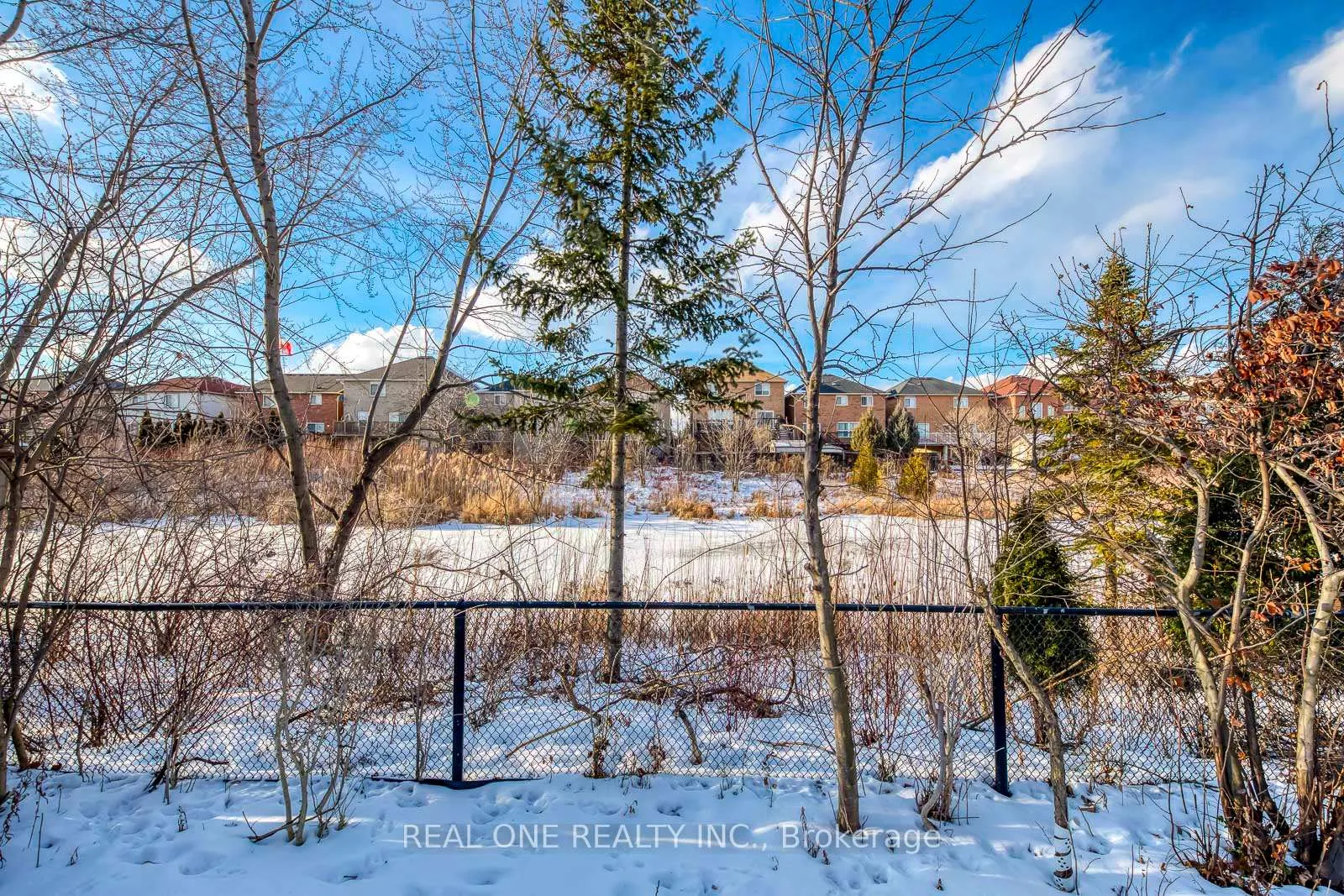 Photo 39 of 36 Tideland Drive, Brampton, Fletcher's Meadow — HOMEH