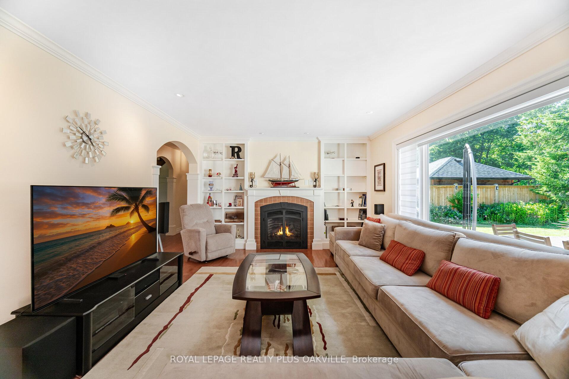 Photo 17 of 43 Ravina Crescent, Hamilton, Ancaster — HOMEH