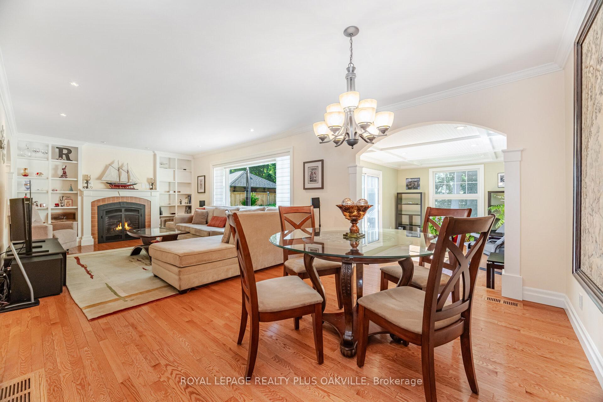 Photo 22 of 43 Ravina Crescent, Hamilton, Ancaster — HOMEH