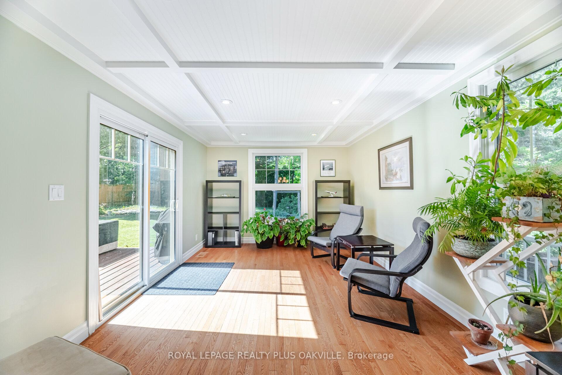 Photo 23 of 43 Ravina Crescent, Hamilton, Ancaster — HOMEH