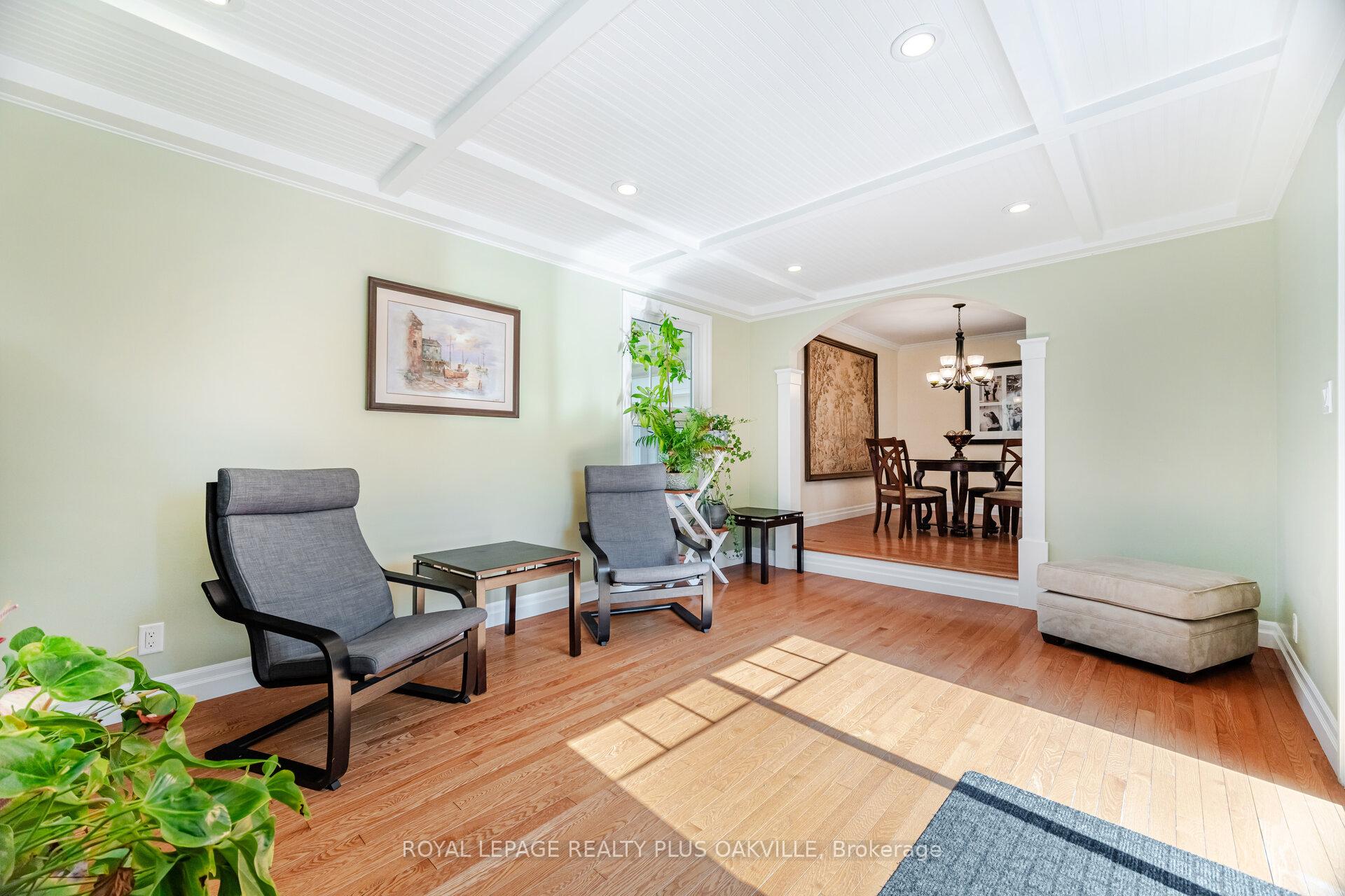Photo 25 of 43 Ravina Crescent, Hamilton, Ancaster — HOMEH