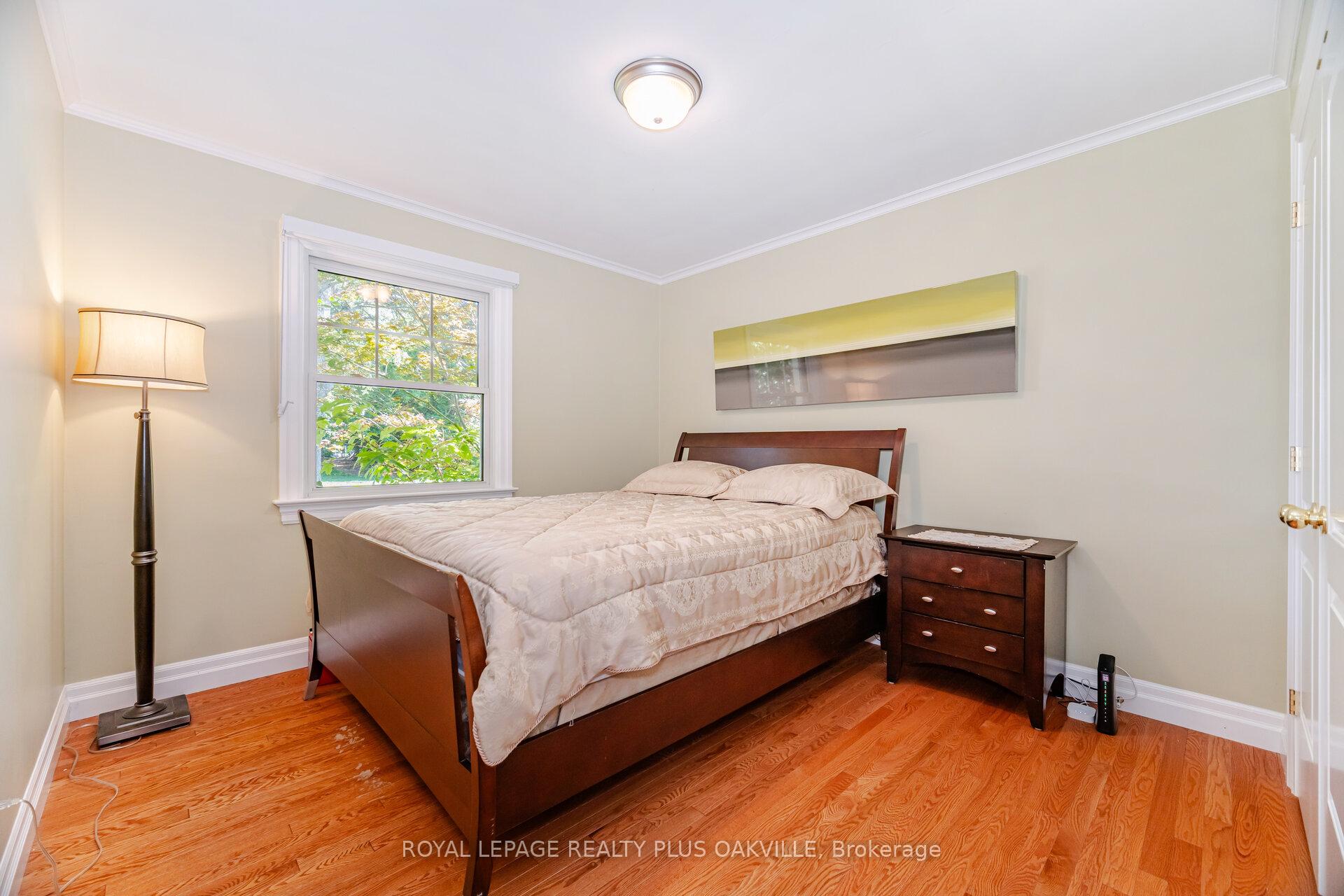 Photo 30 of 43 Ravina Crescent, Hamilton, Ancaster — HOMEH