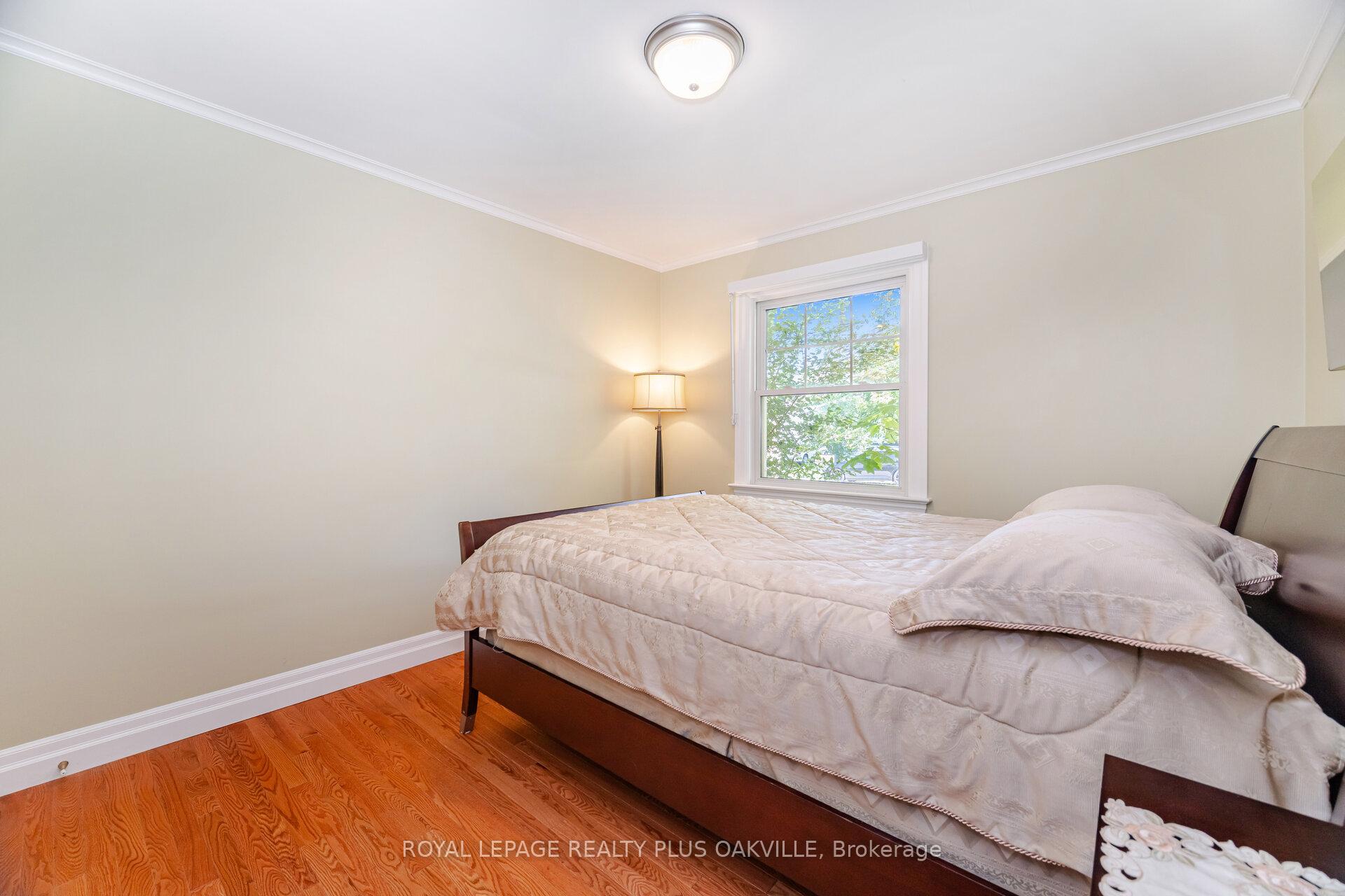 Photo 31 of 43 Ravina Crescent, Hamilton, Ancaster — HOMEH