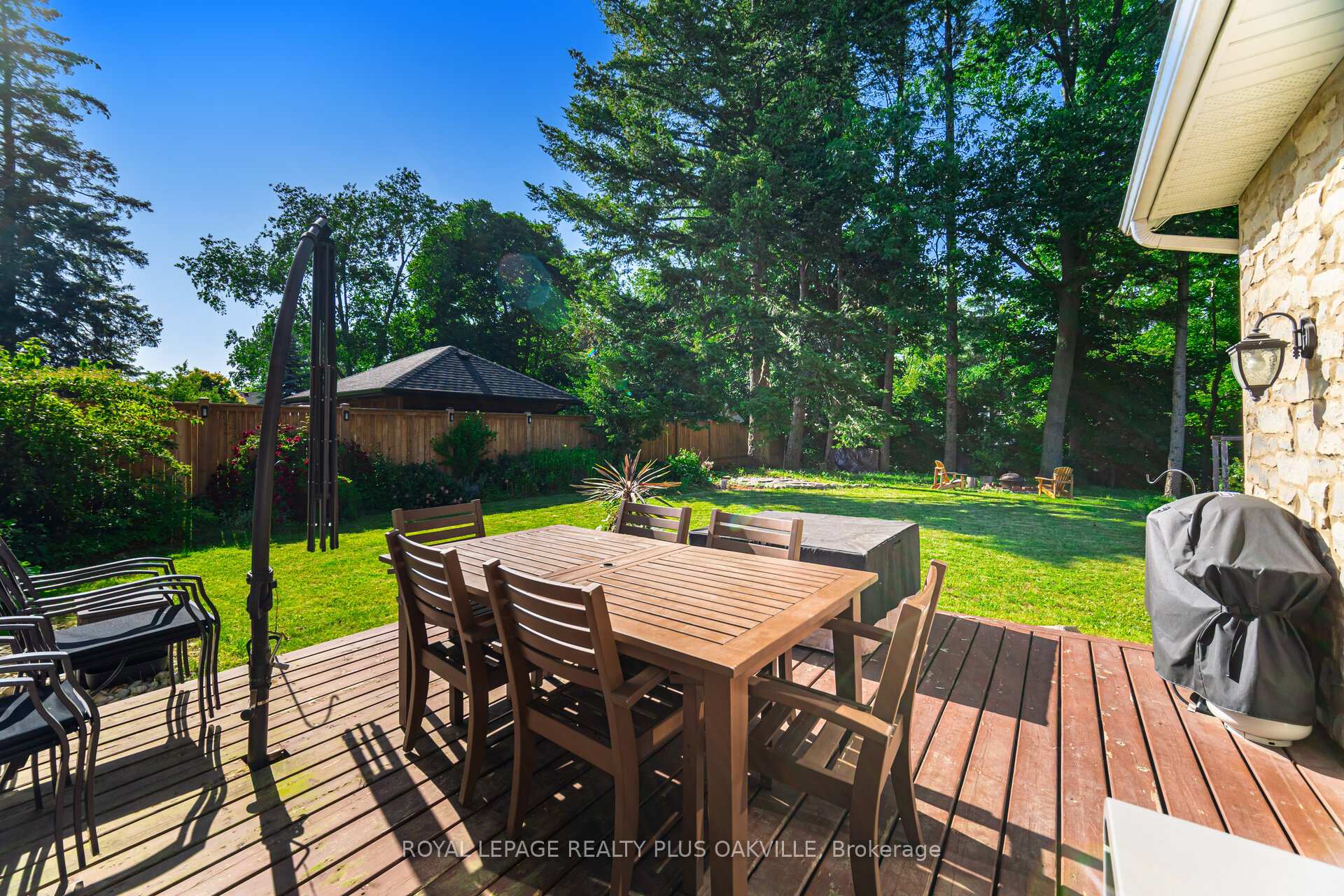 Photo 47 of 43 Ravina Crescent, Hamilton, Ancaster — HOMEH