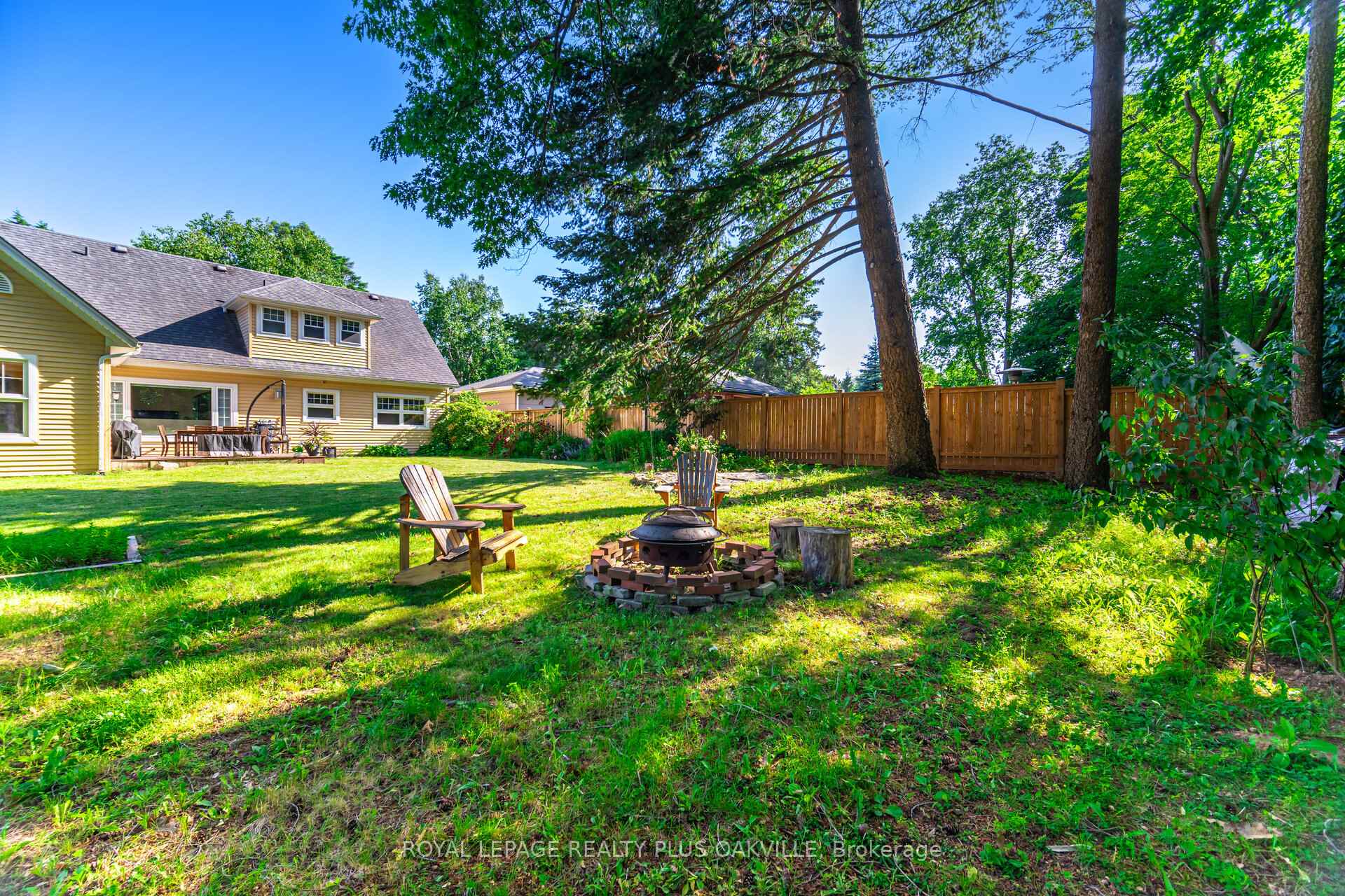 Photo 49 of 43 Ravina Crescent, Hamilton, Ancaster — HOMEH