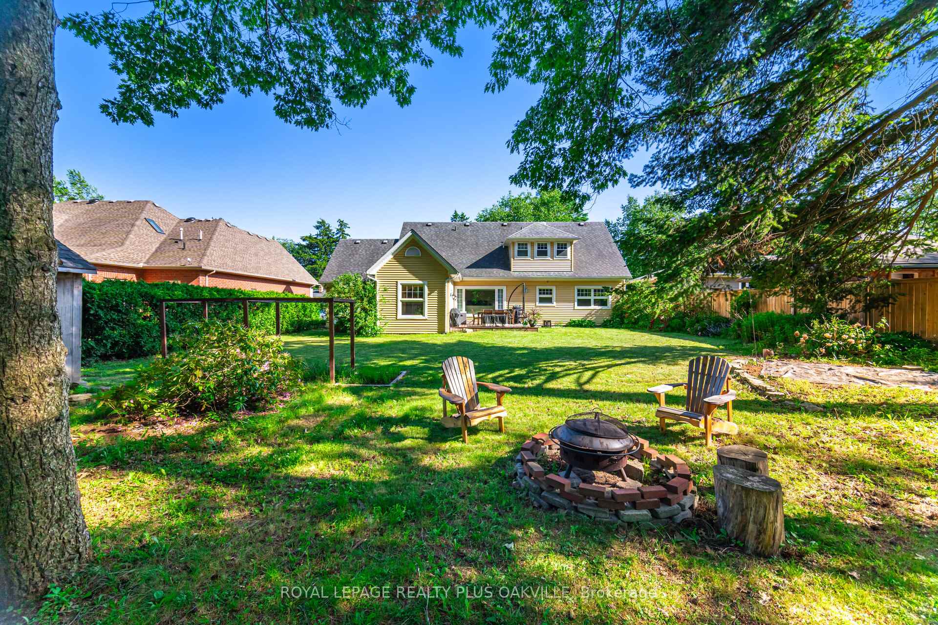 Photo 50 of 43 Ravina Crescent, Hamilton, Ancaster — HOMEH