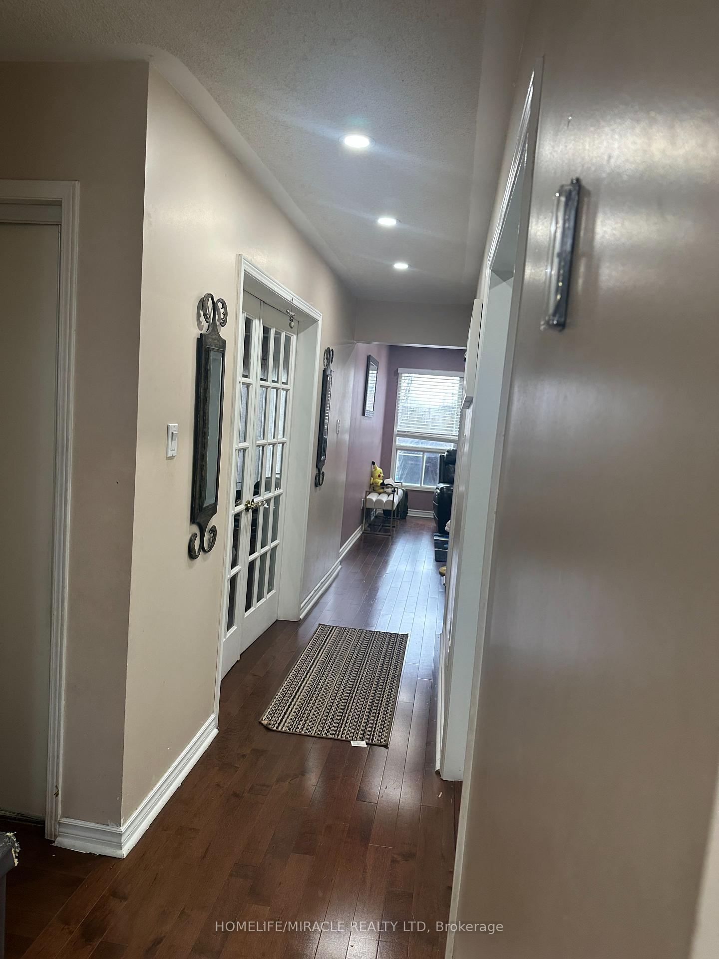 Photo 4 of 7200 Harding Crescent, Mississauga, Meadowvale — HOMEH