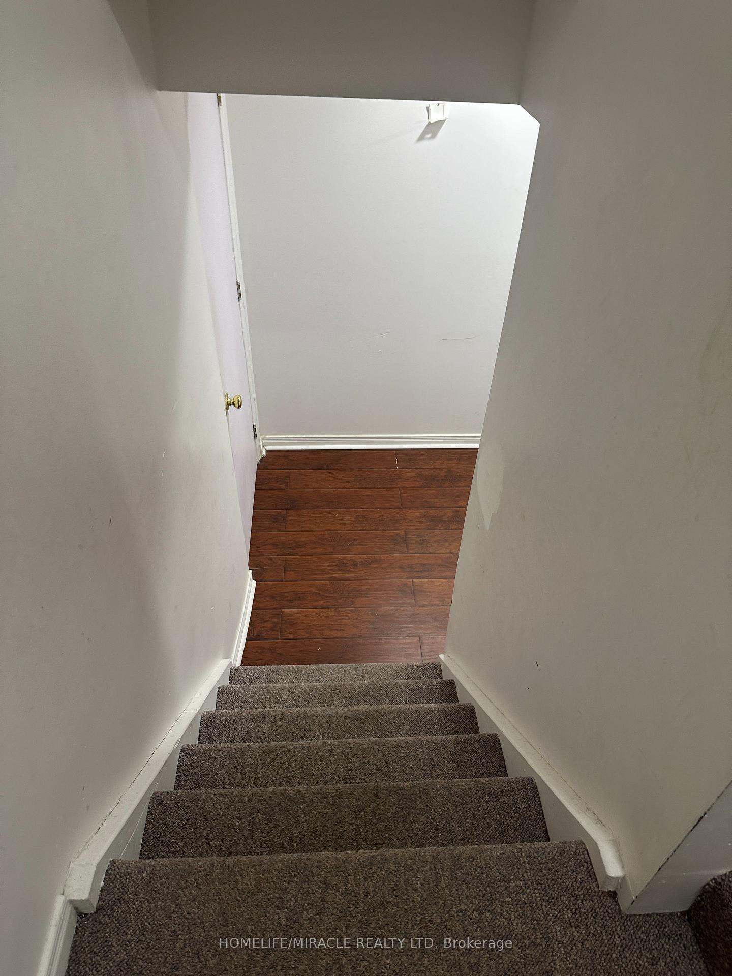 Photo 29 of 7200 Harding Crescent, Mississauga, Meadowvale — HOMEH
