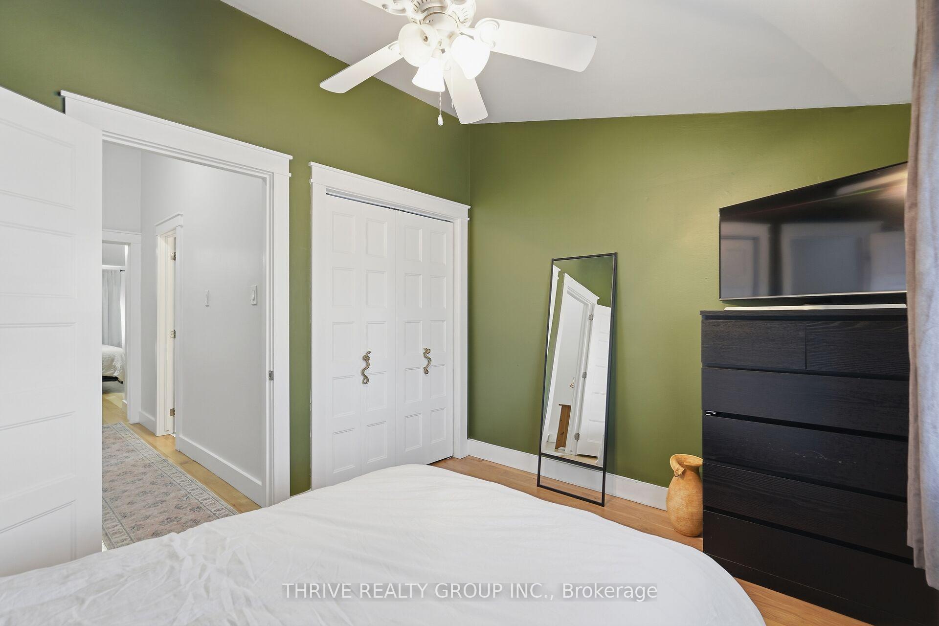 Photo 20 of 12 Guildwood Walk, London, North M — HOMEH
