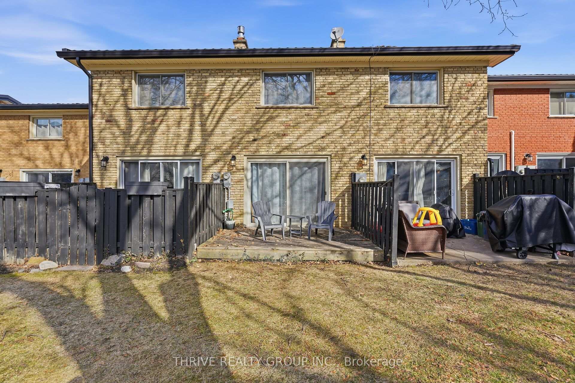 Photo 25 of 12 Guildwood Walk, London, North M — HOMEH