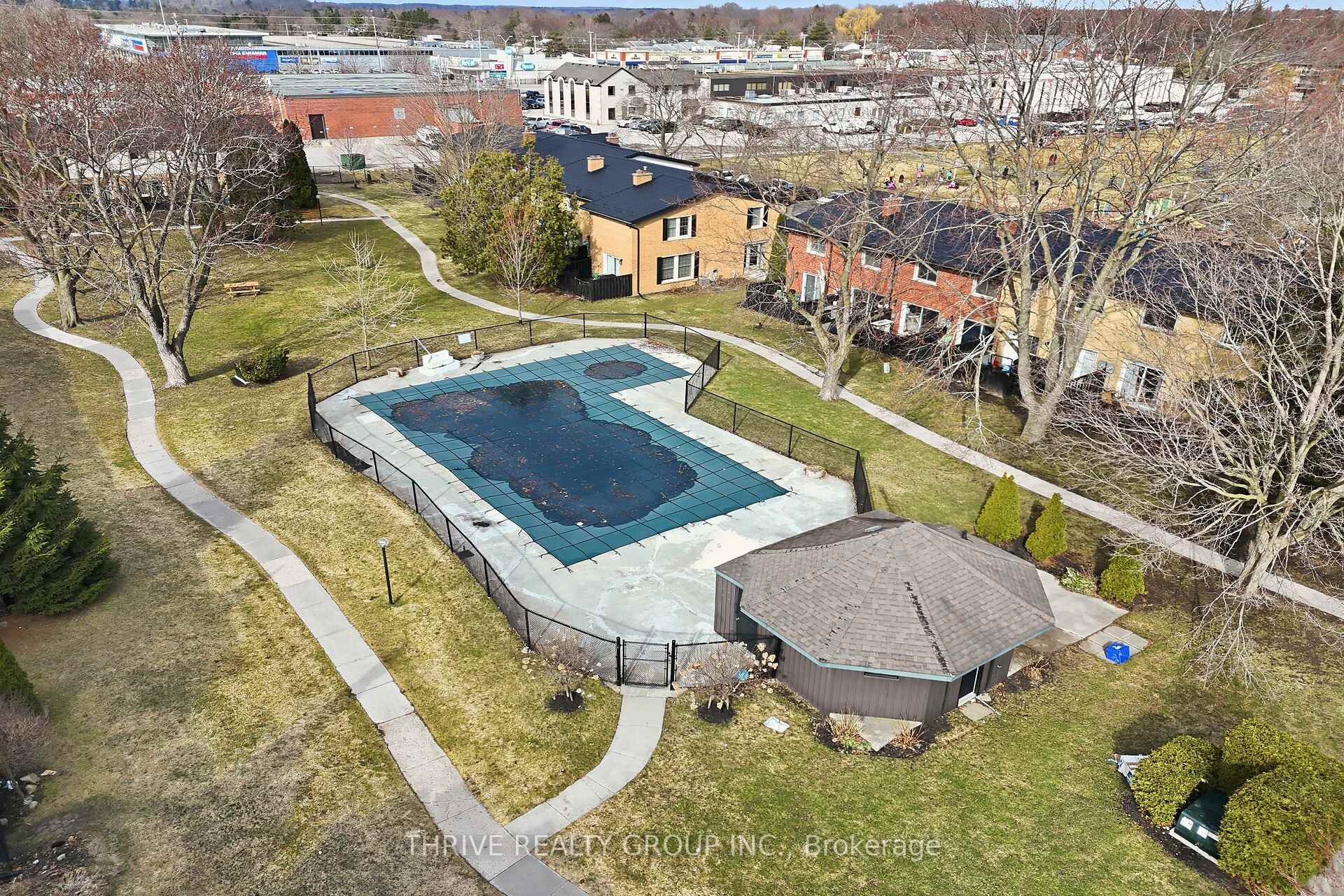 Photo 31 of 12 Guildwood Walk, London, North M — HOMEH